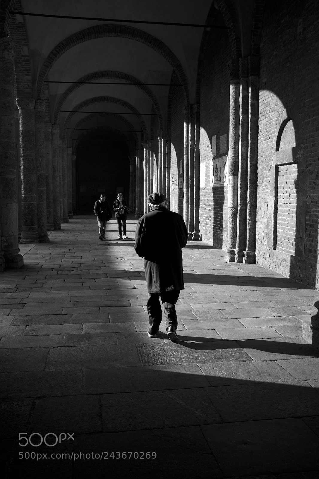 Fujifilm X100S sample photo. Solitary prayer photography