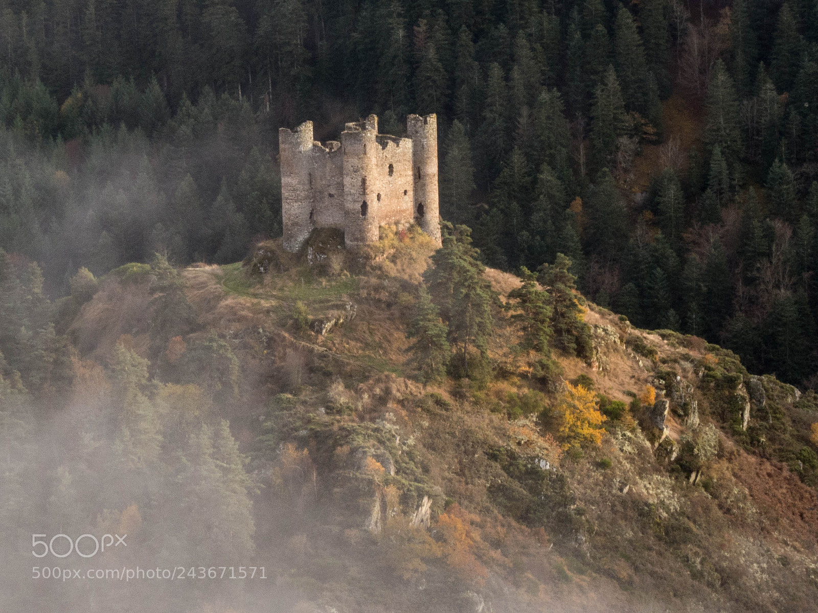 Panasonic Lumix DMC-FZ200 sample photo. Castle in the fog photography