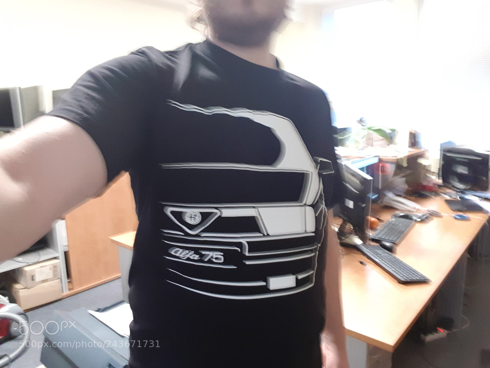 Samsung Galaxy S8 sample photo. New t-shirt photography