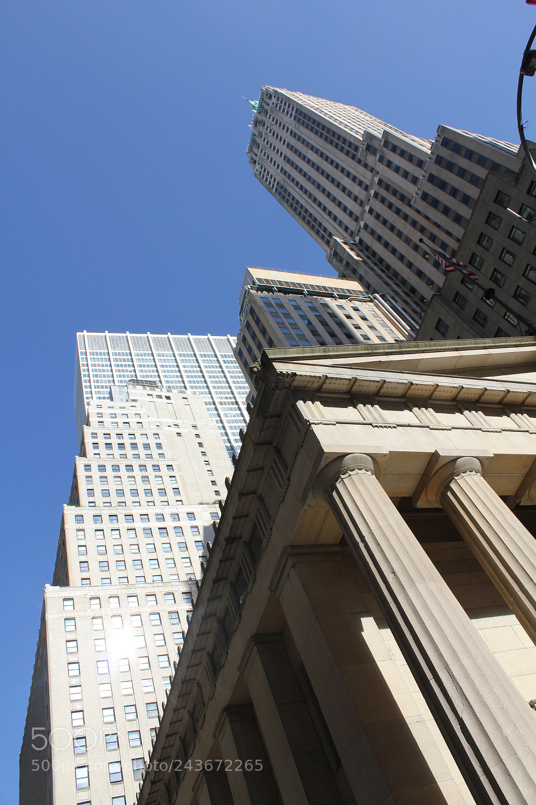 Canon EOS 550D (EOS Rebel T2i / EOS Kiss X4) sample photo. Broadway, city, street, photography