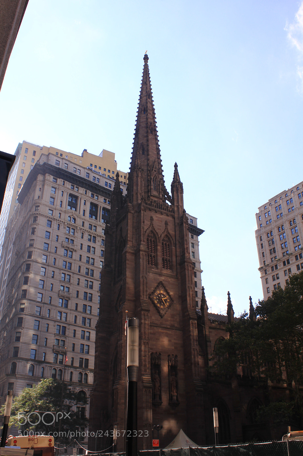 Canon EOS 550D (EOS Rebel T2i / EOS Kiss X4) sample photo. Broadway, city, street, photography