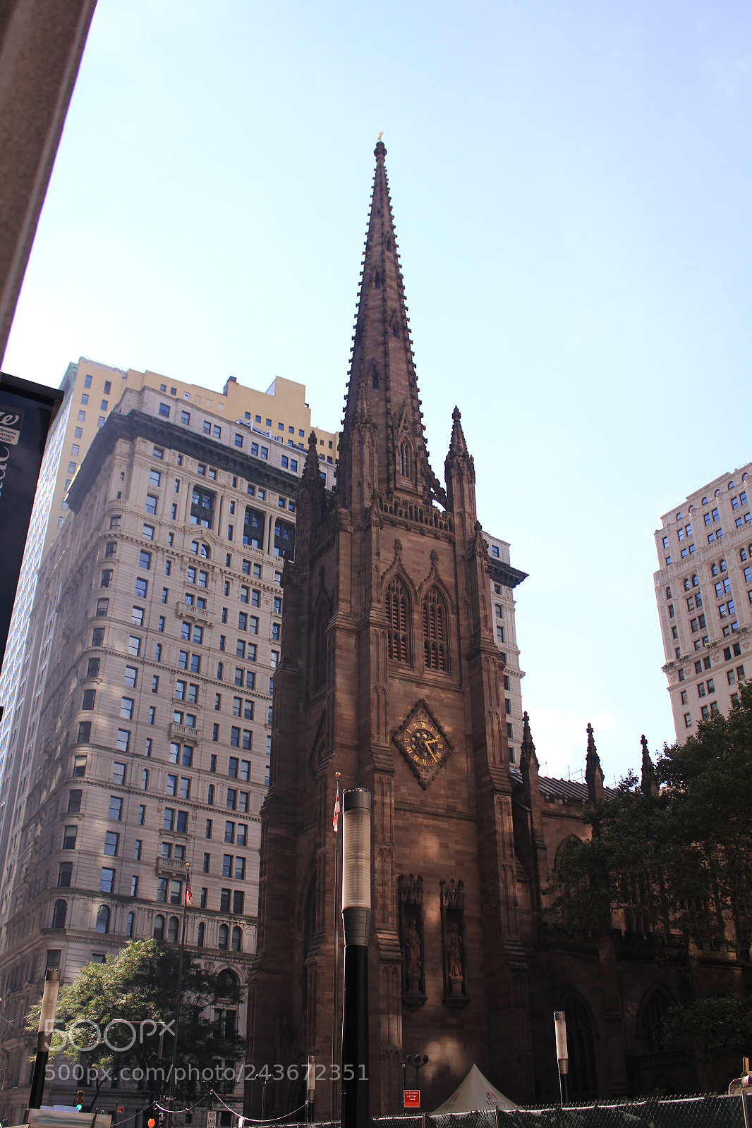 Canon EOS 550D (EOS Rebel T2i / EOS Kiss X4) sample photo. Broadway, city, street, photography