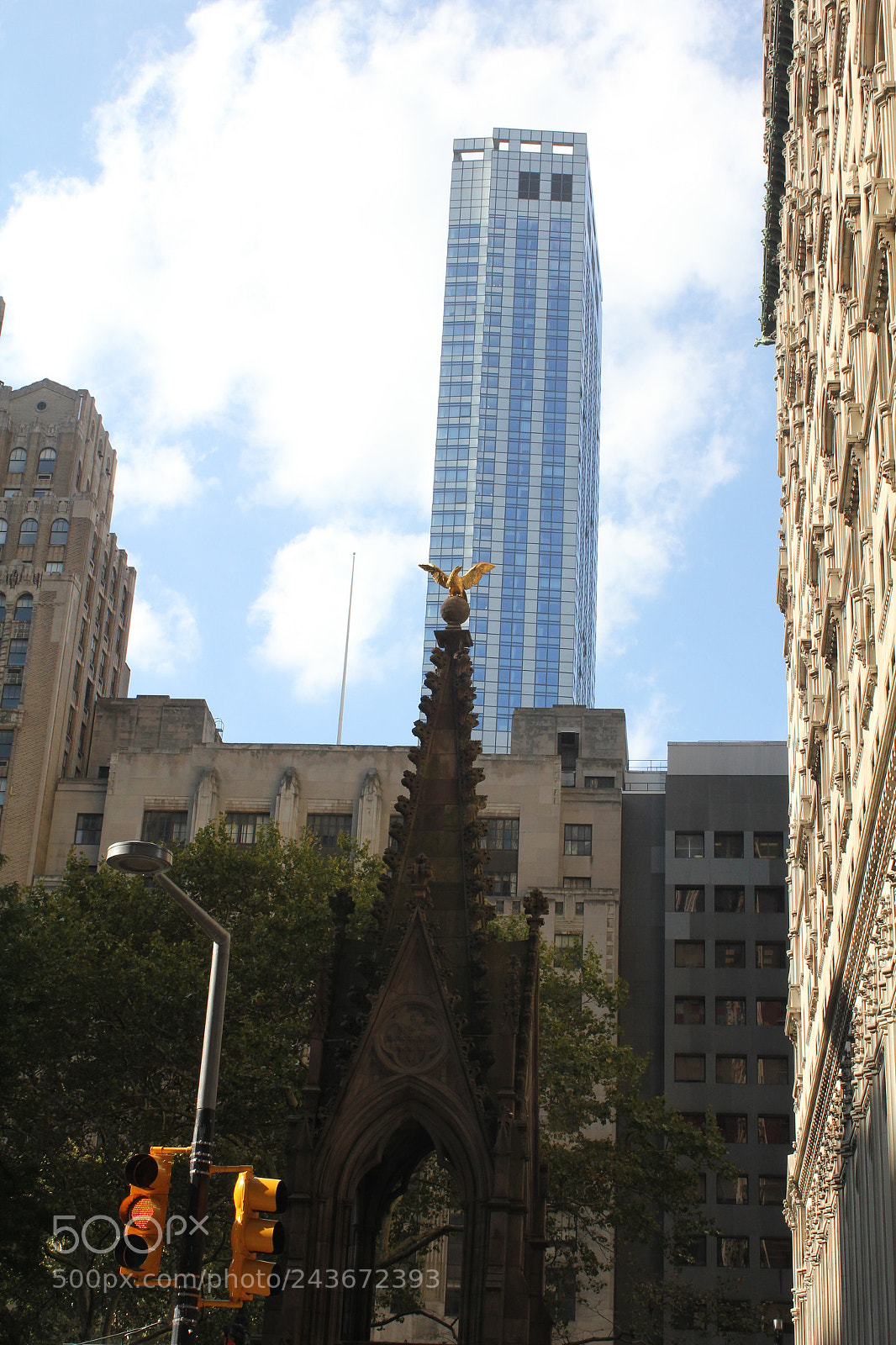 Canon EOS 550D (EOS Rebel T2i / EOS Kiss X4) sample photo. Broadway, city, street, photography