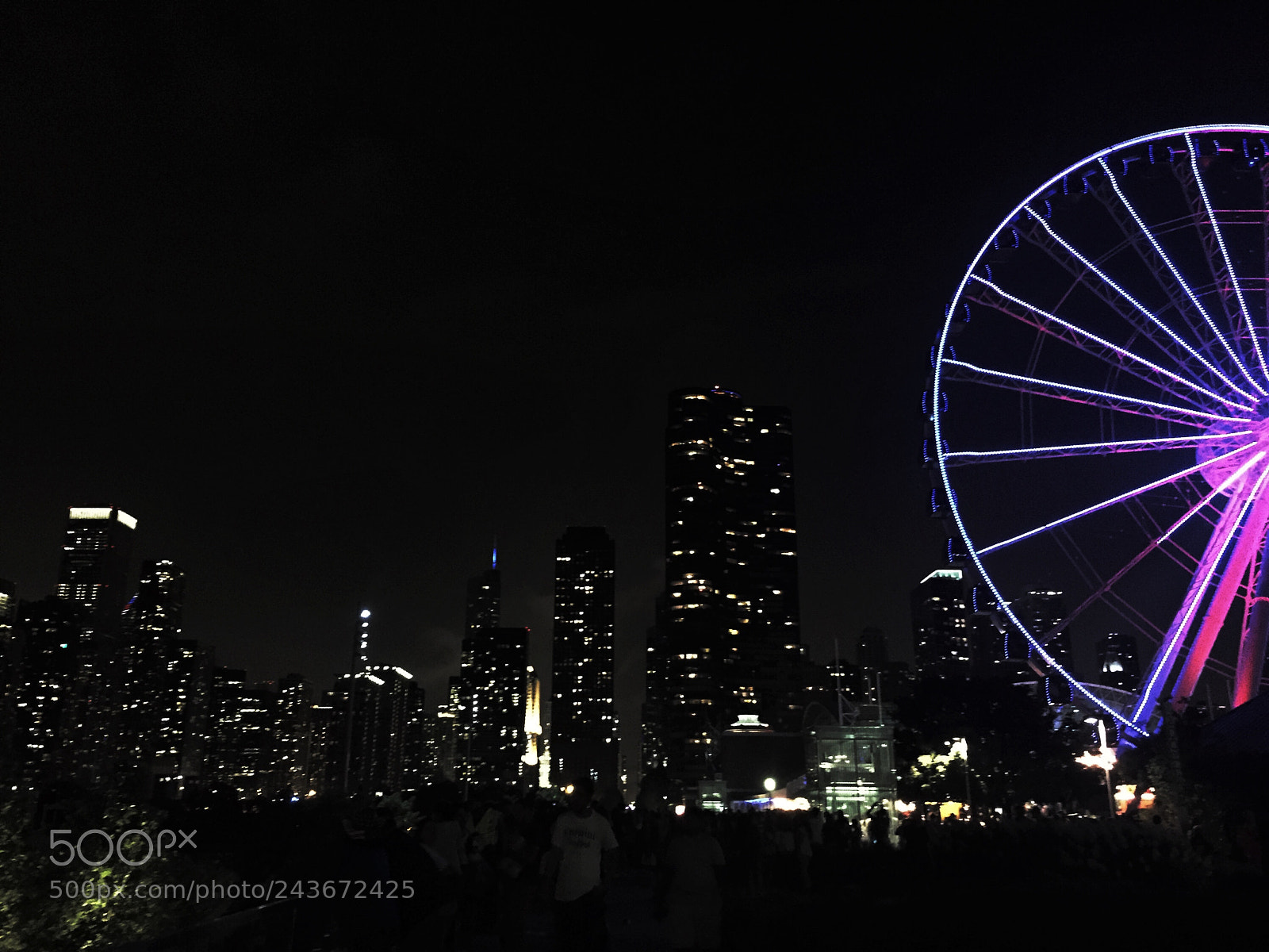 Apple iPhone 6 sample photo. Circle of night photography