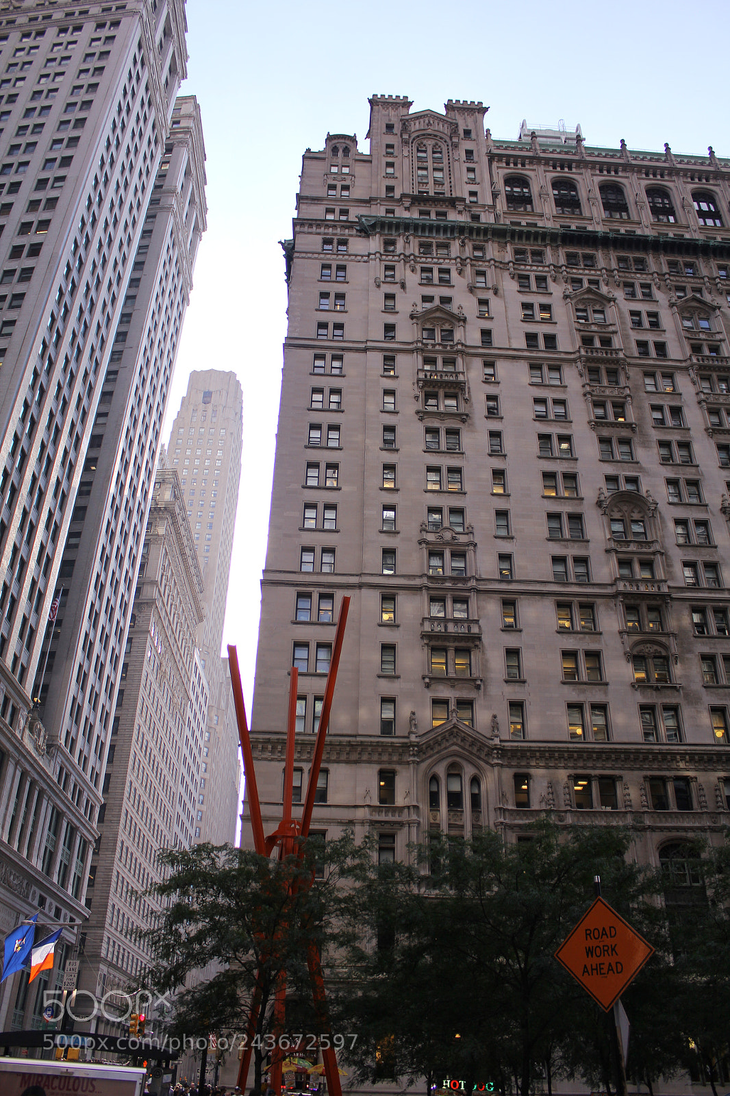 Canon EOS 550D (EOS Rebel T2i / EOS Kiss X4) sample photo. Broadway, city, street, photography