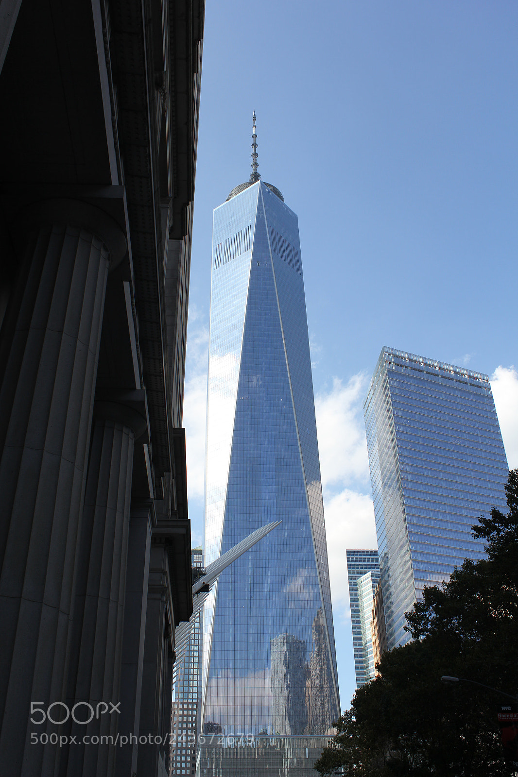 Canon EOS 550D (EOS Rebel T2i / EOS Kiss X4) sample photo. Broadway, city, street, photography