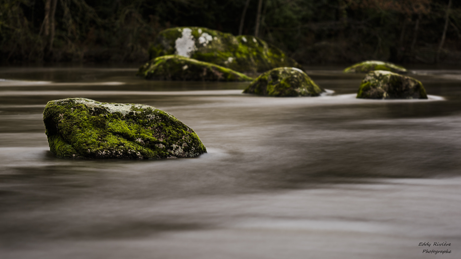 Nikon AF-S Nikkor 70-200mm F2.8G ED VR II sample photo. Rocks photography