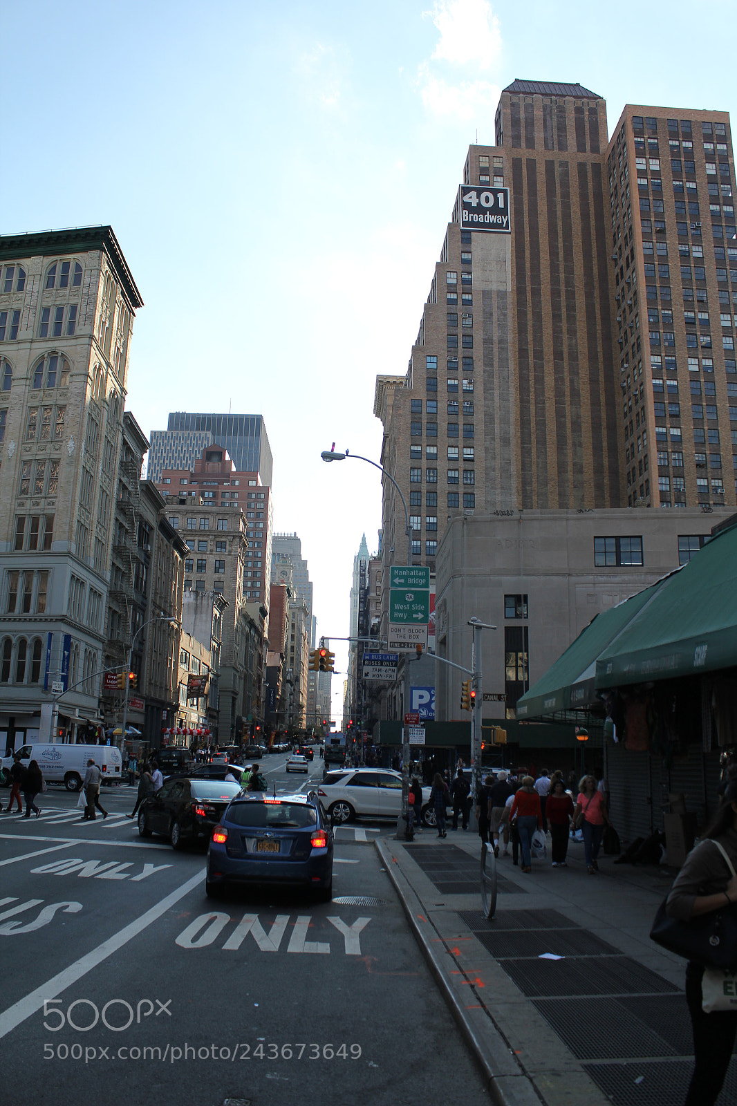 Canon EOS 550D (EOS Rebel T2i / EOS Kiss X4) sample photo. Broadway, city, street, photography