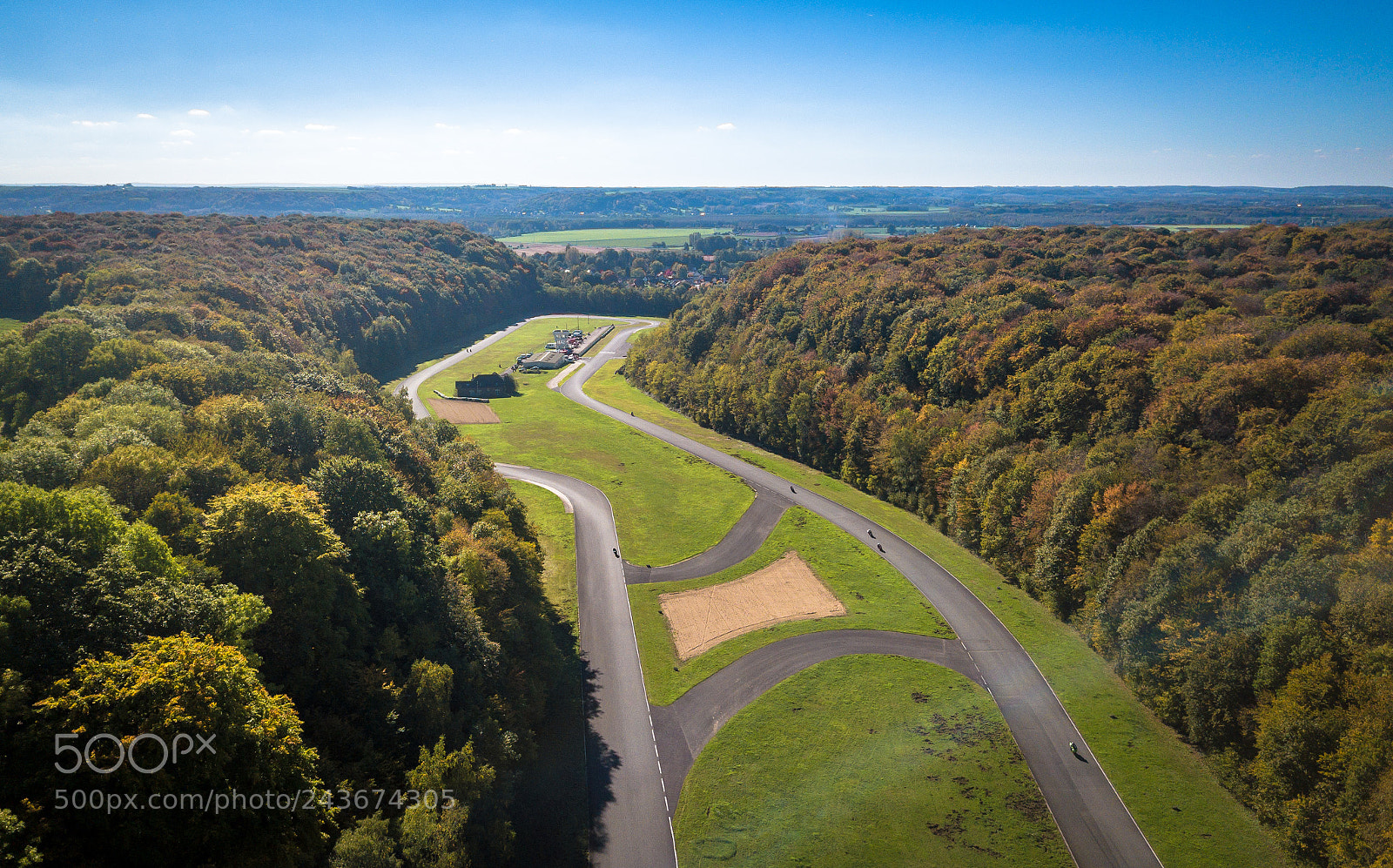 DJI FC220 sample photo. Circuit de folembray arena photography