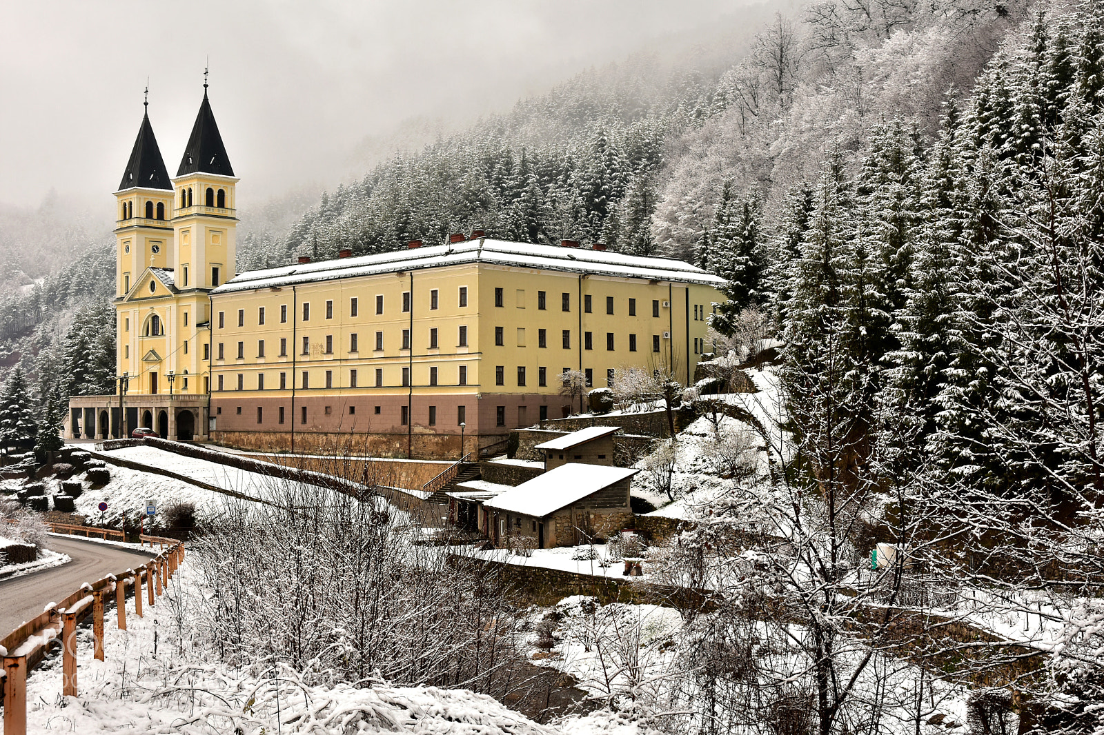 Nikon D7200 sample photo. Franciscan monastery photography