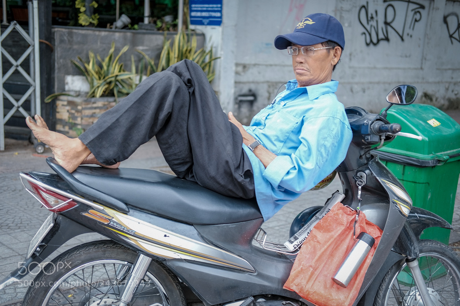 Fujifilm X-T2 sample photo. Siesta in ho chi photography