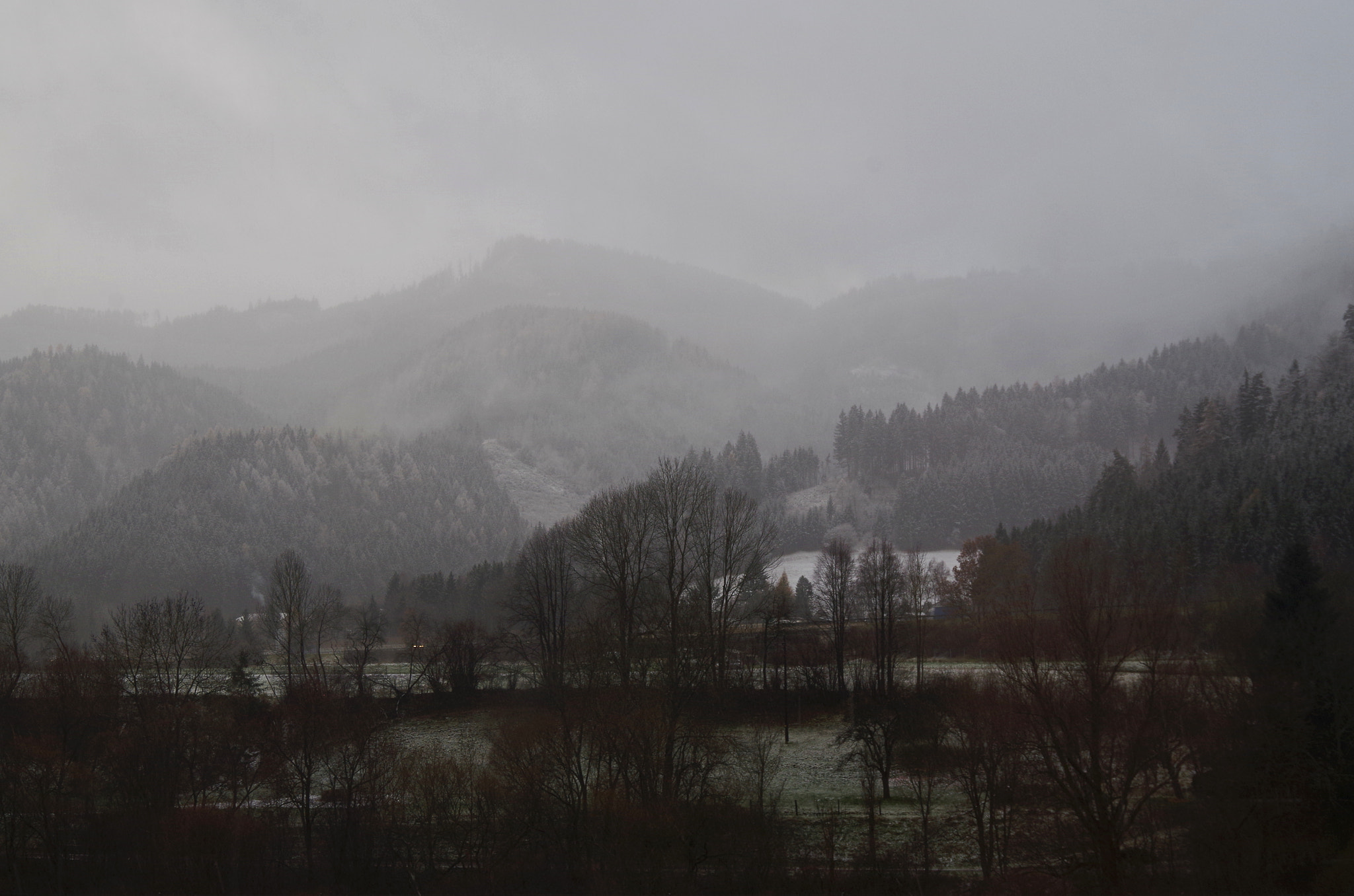 Pentax K-30 sample photo. Cloudy morning photography