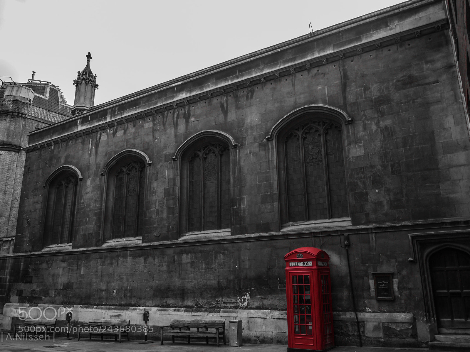 Panasonic Lumix DMC-G1 sample photo. Little red box photography