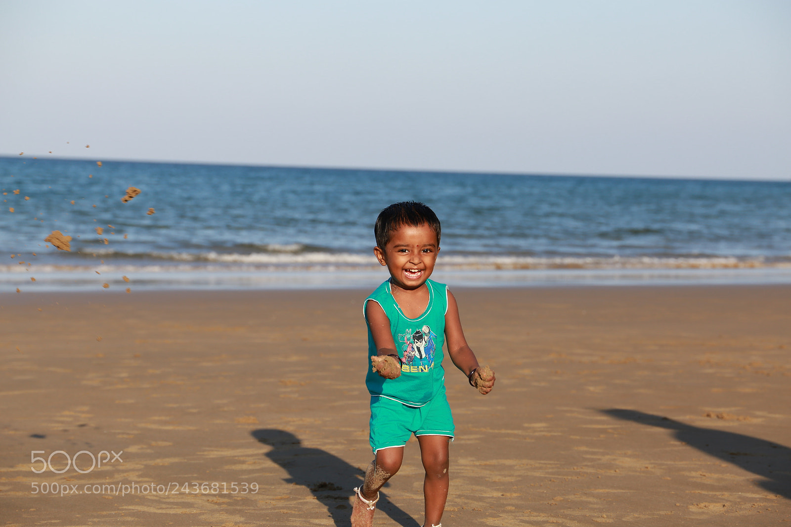 Canon EF 24-105mm F3.5-5.6 IS STM sample photo. Air play photography
