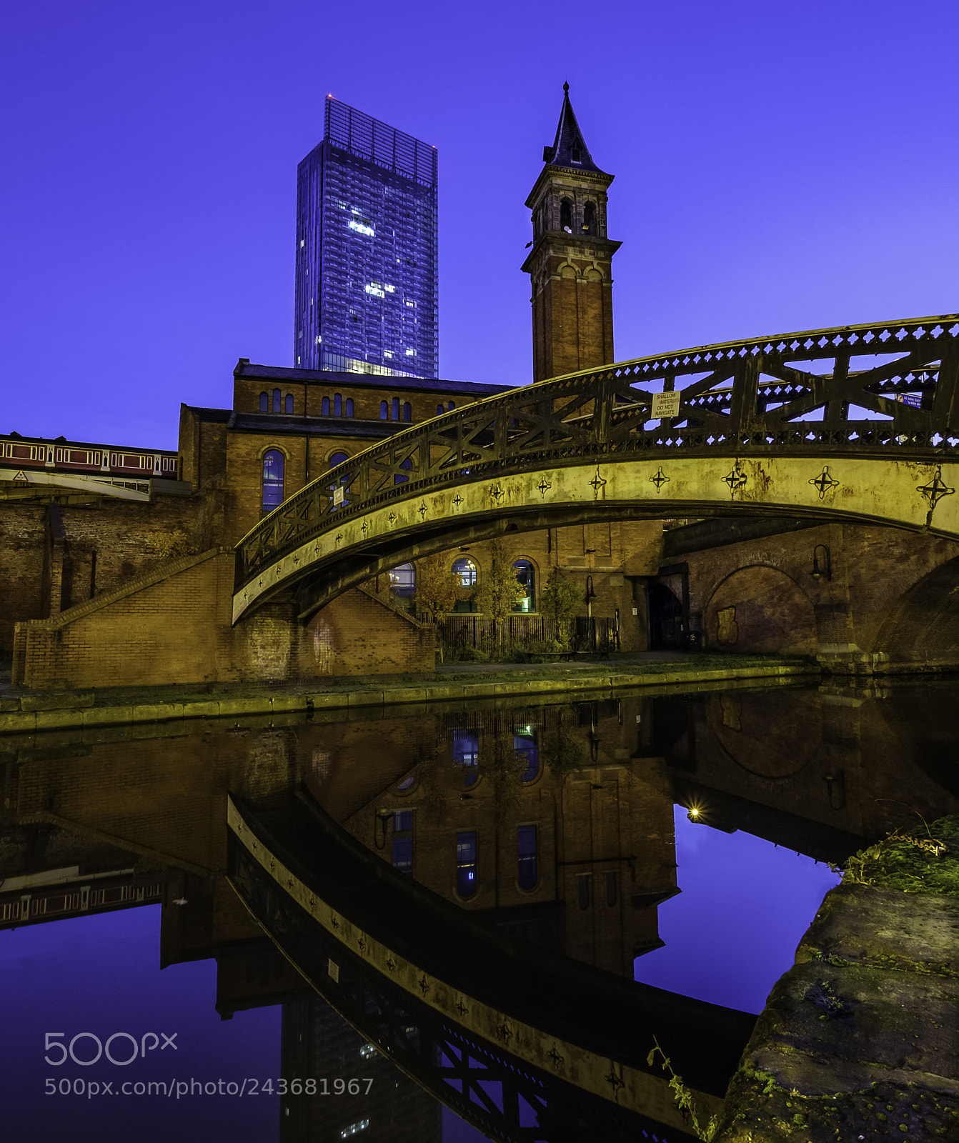 Fujifilm X-T2 sample photo. Castlefield blues photography
