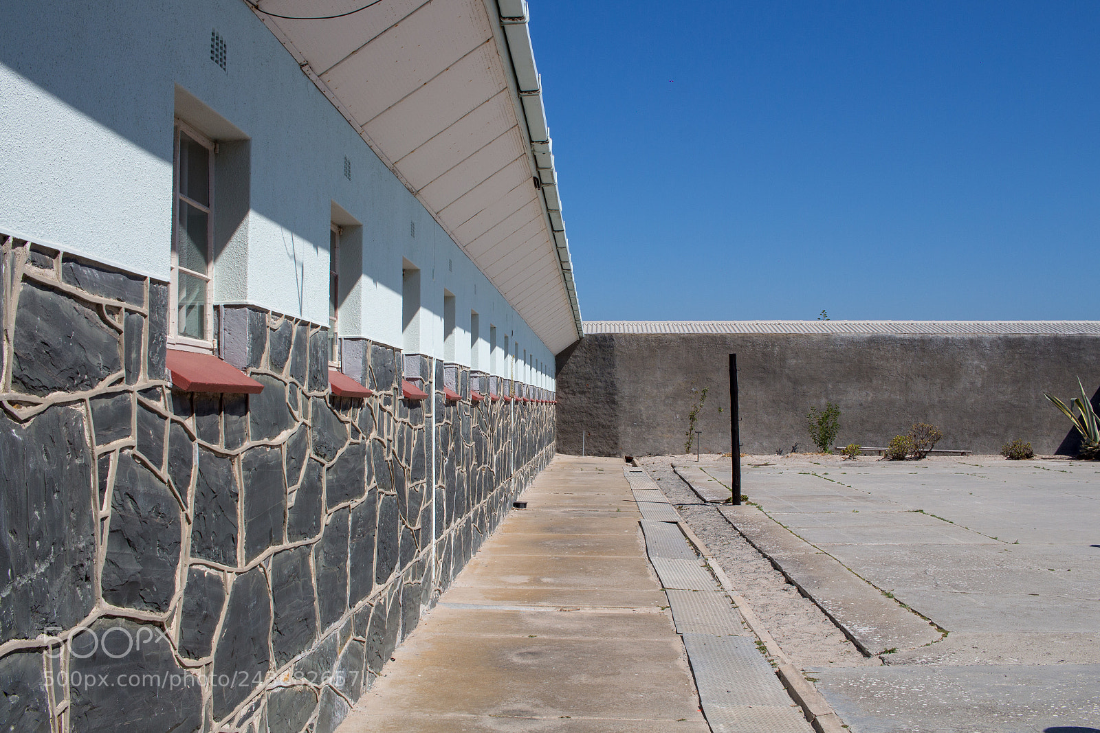Canon EOS 700D (EOS Rebel T5i / EOS Kiss X7i) sample photo. Robben island prison photography