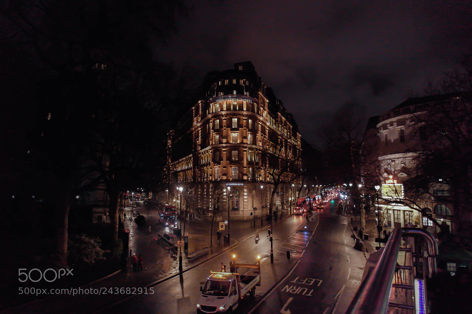 Samsung NX1000 sample photo. Stay lit london! photography