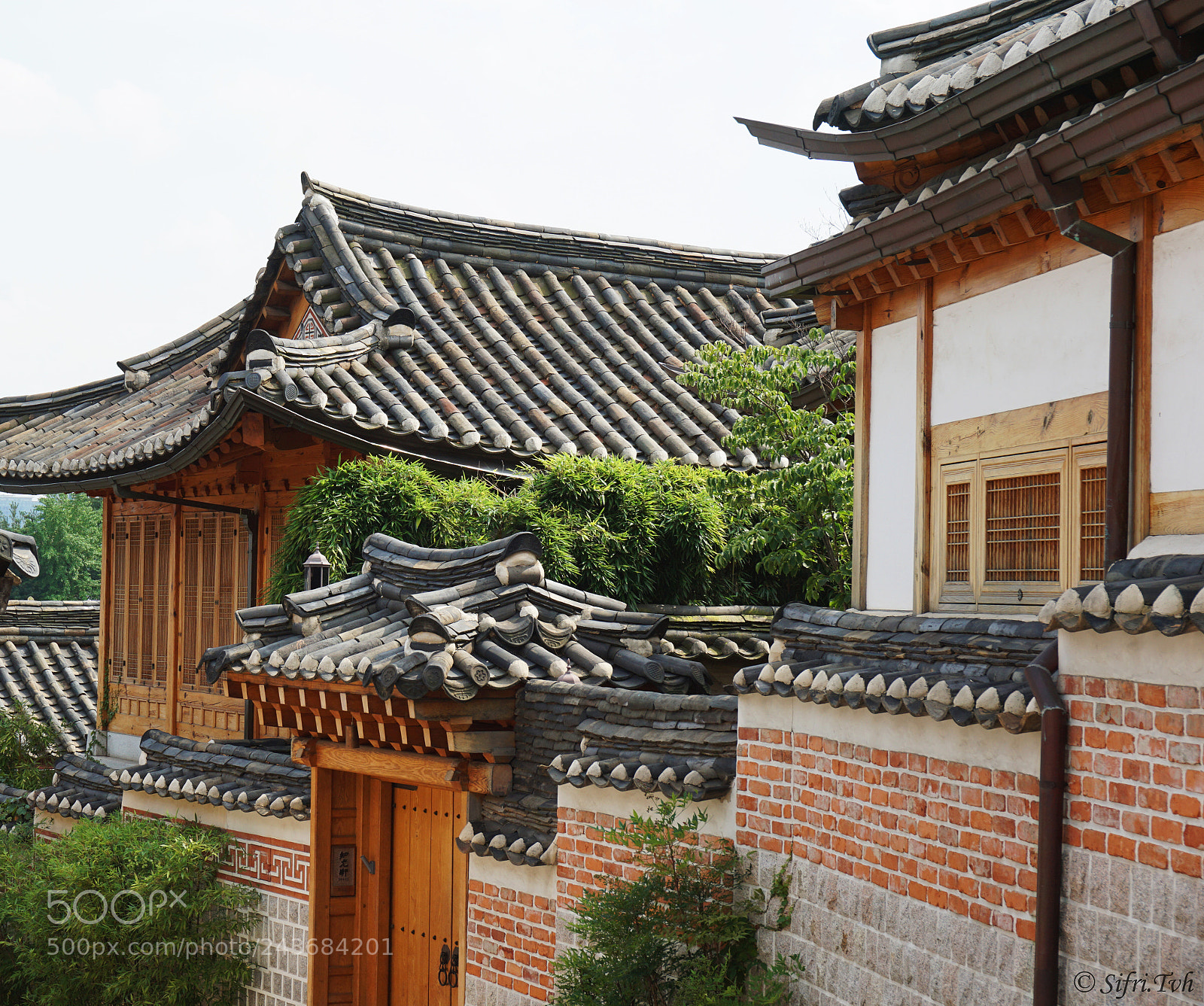 Sony a5100 sample photo. Hanok village photography