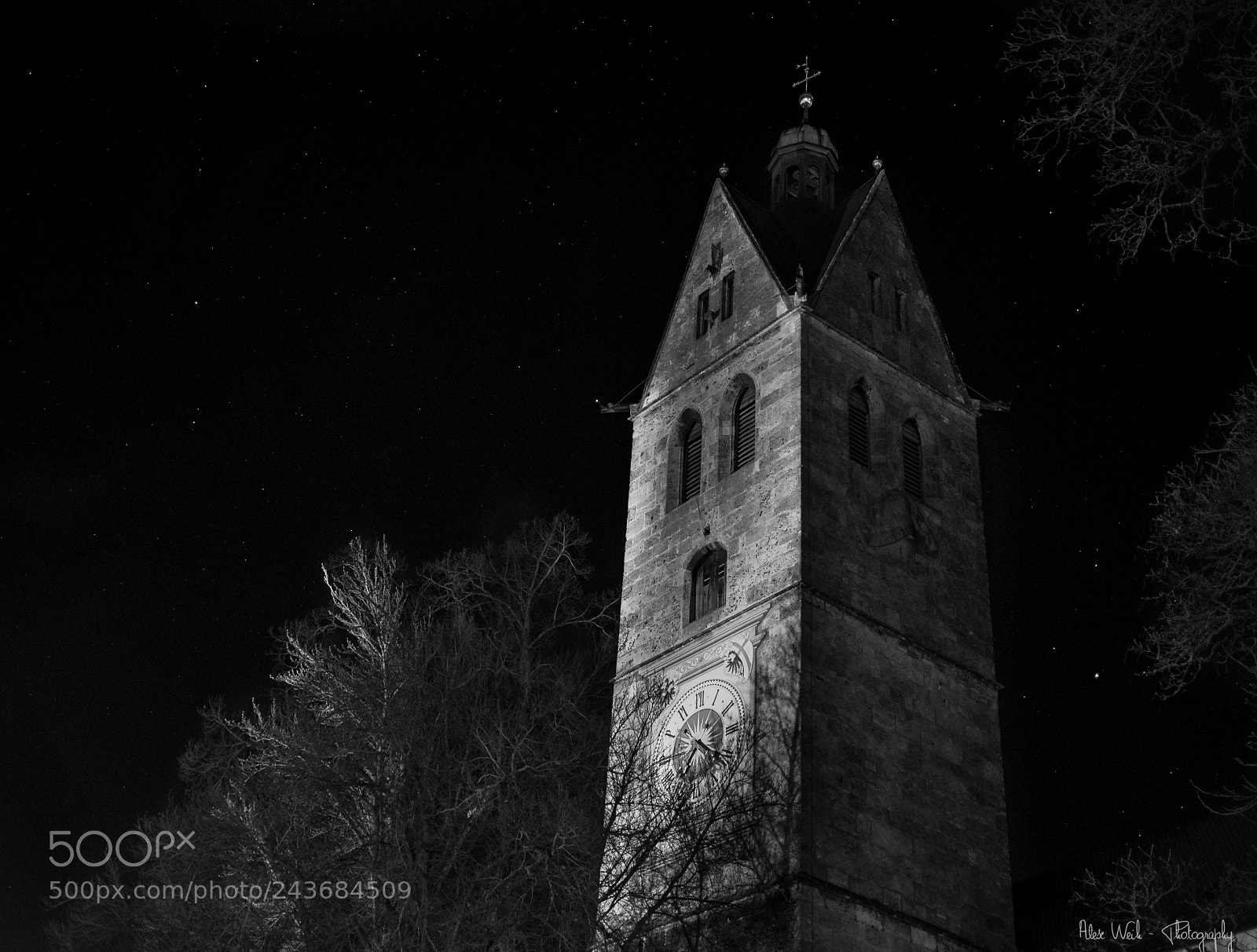 Panasonic Lumix DMC-GX85 (Lumix DMC-GX80 / Lumix DMC-GX7 Mark II) sample photo. Cold.night.church.tree.heaven.stars photography