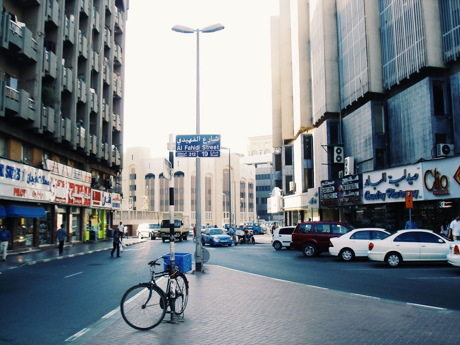 Sony DSC-W5 sample photo. Uae photography