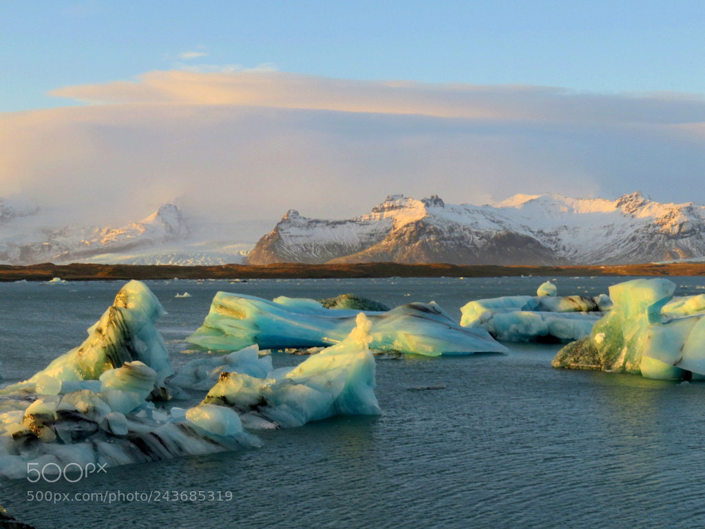 Canon PowerShot SX710 HS sample photo. Icebergs photography