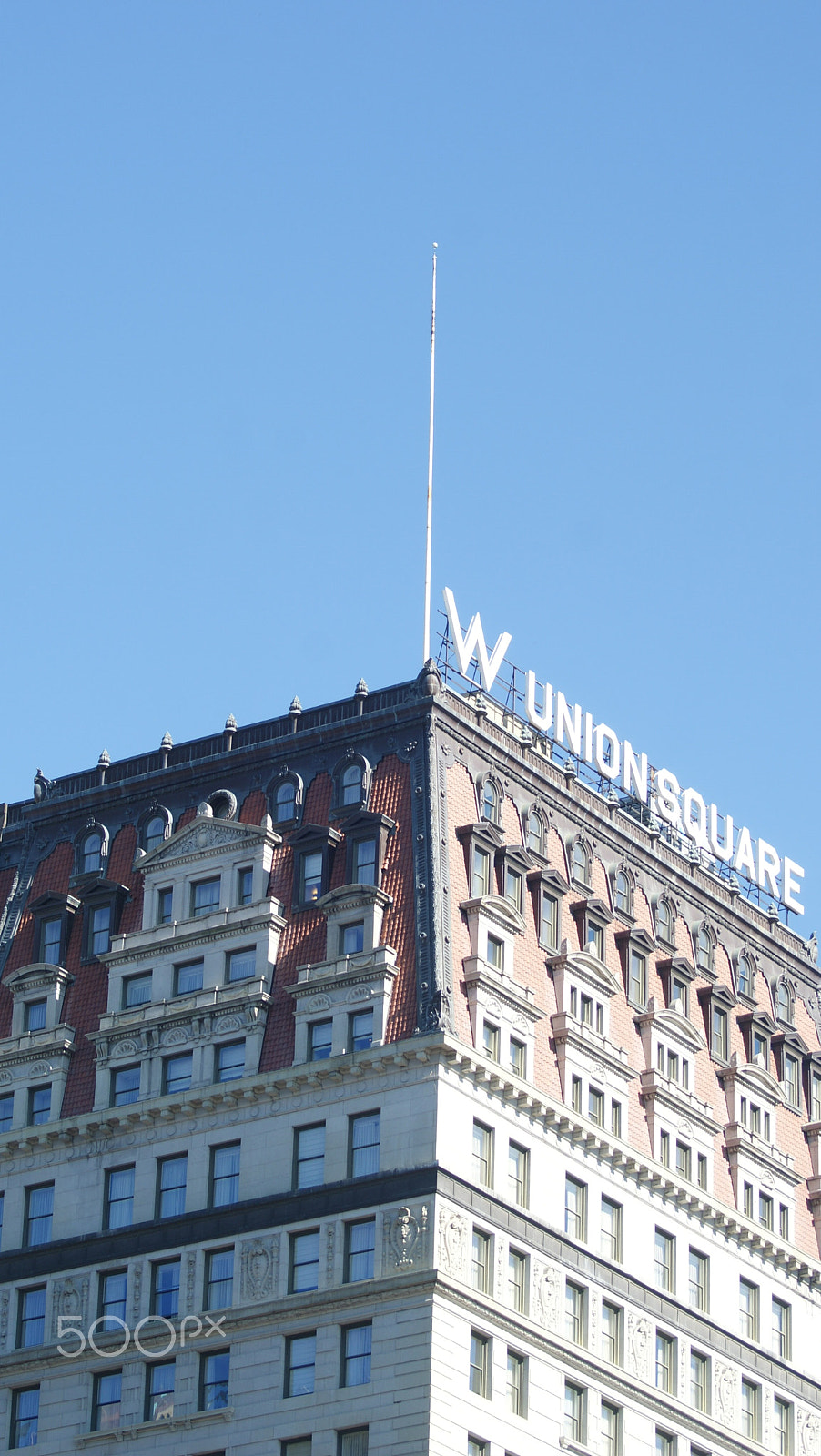 Sony 75-300mm F4.5-5.6 sample photo. Broadway, city, street, photography