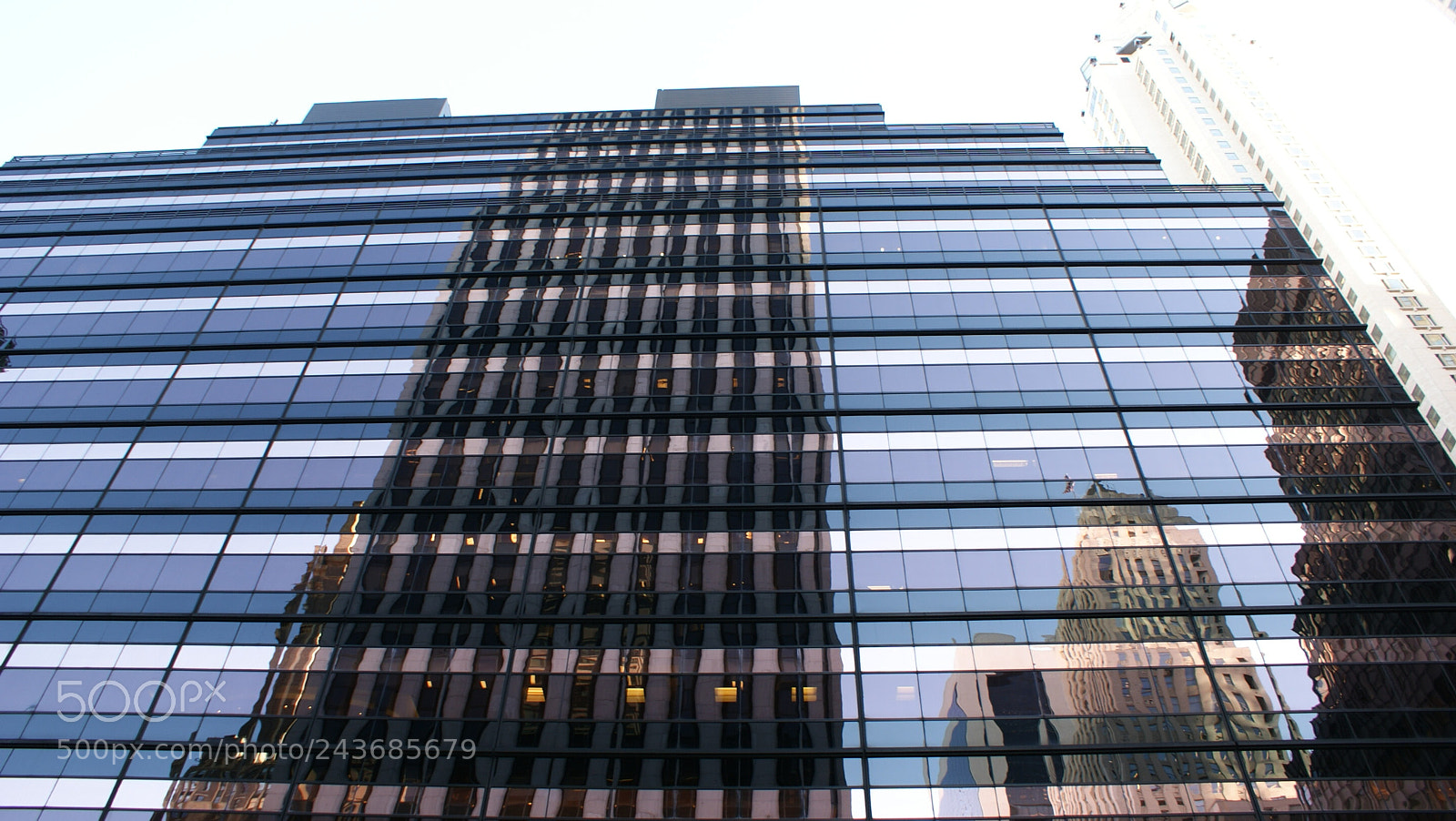 Sony DT 18-70mm F3.5-5.6 sample photo. Broadway, city, street, photography