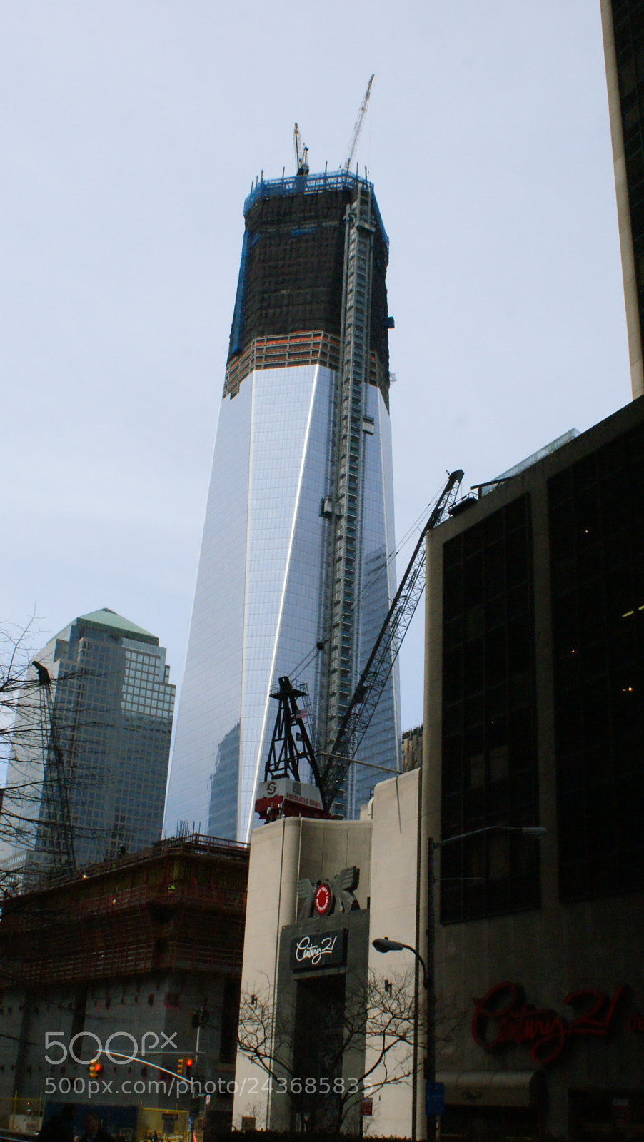 Sony DT 18-70mm F3.5-5.6 sample photo. Broadway, city, street, photography