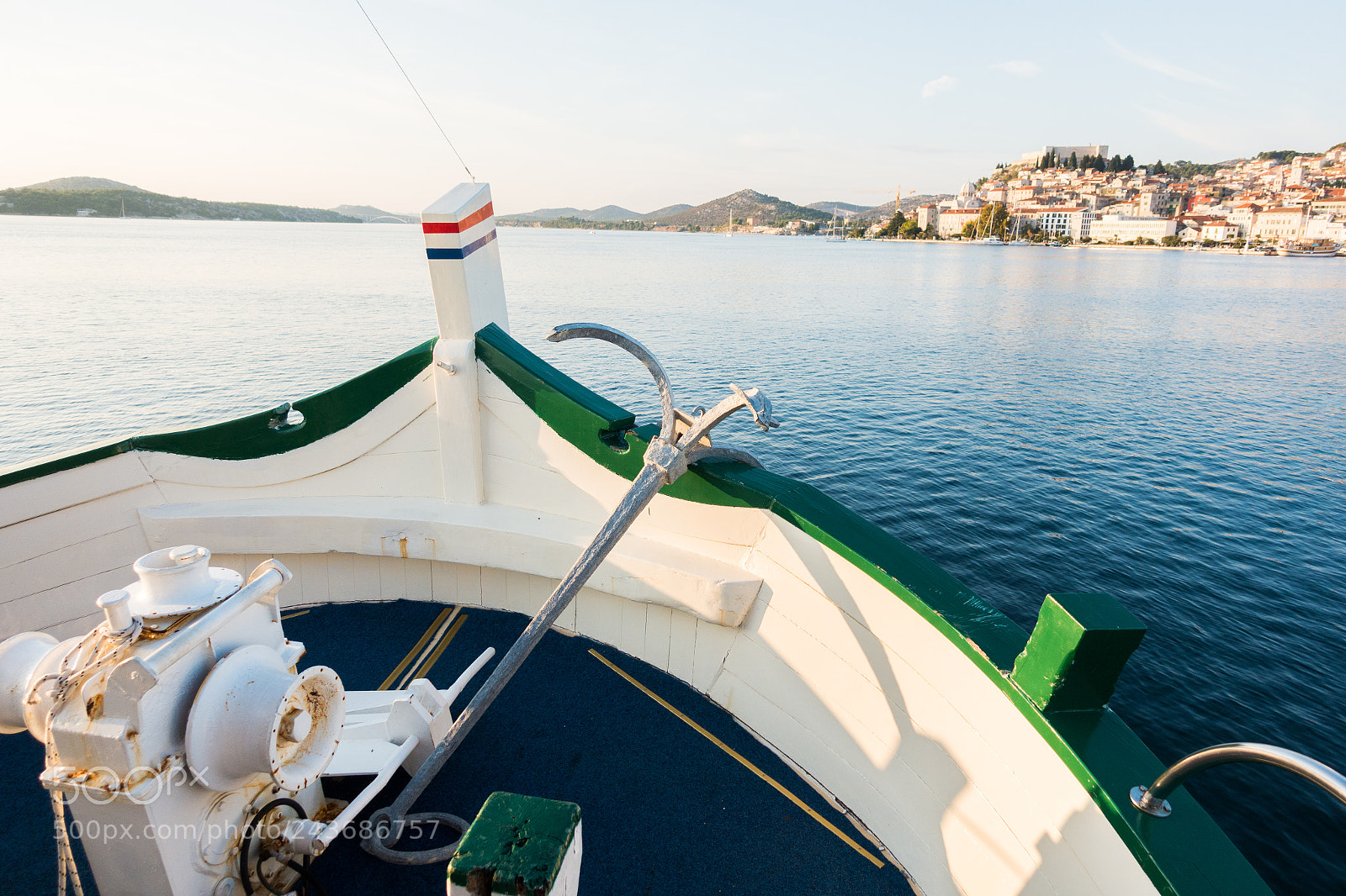 Sony DSC-RX100M5 sample photo. View of boat, ship photography
