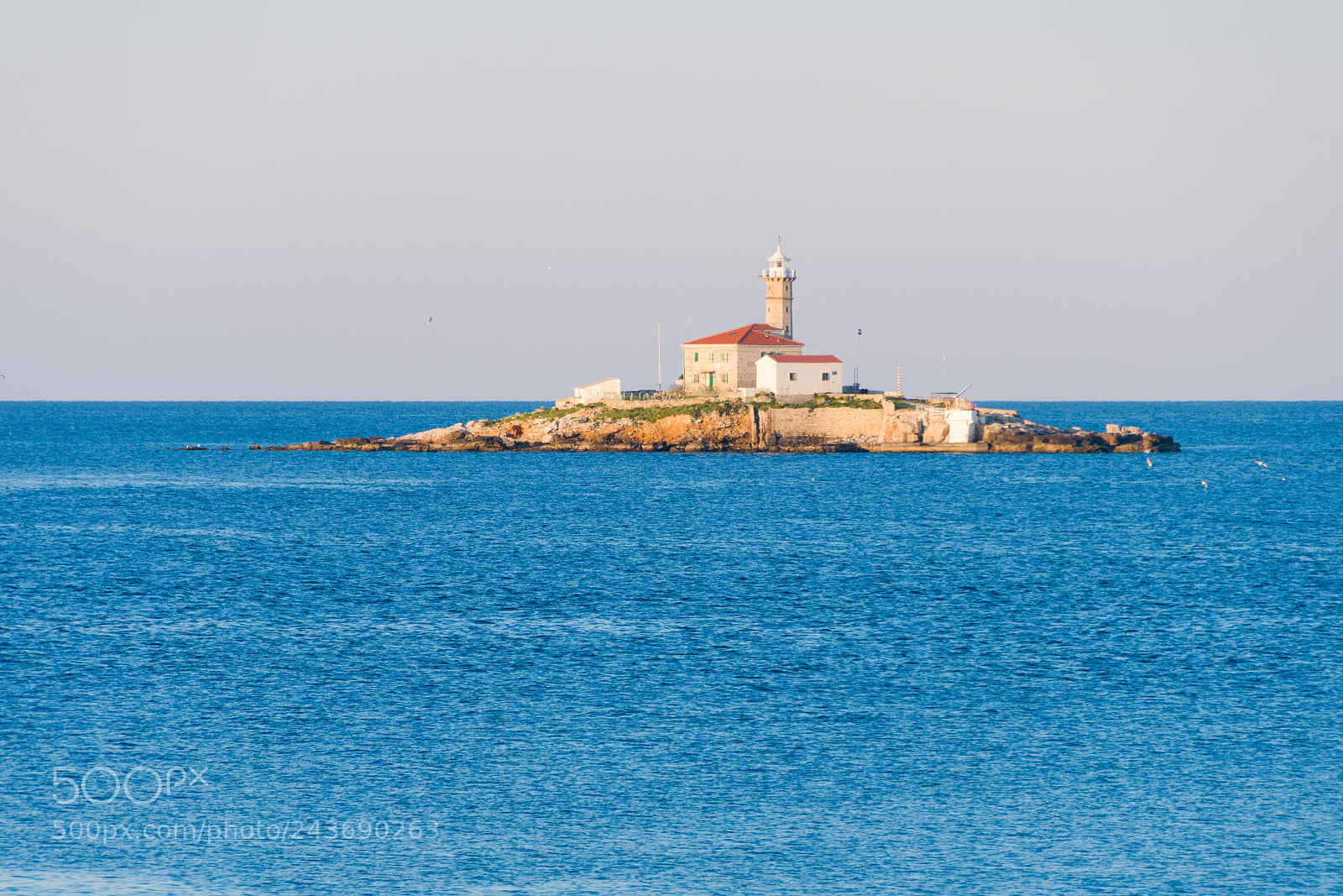 Nikon D500 sample photo. Lighthouse on a tiny photography