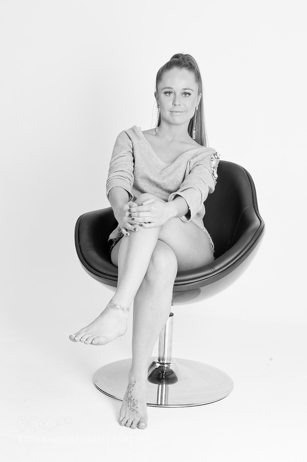 Nikon D700 sample photo. Black or white photography