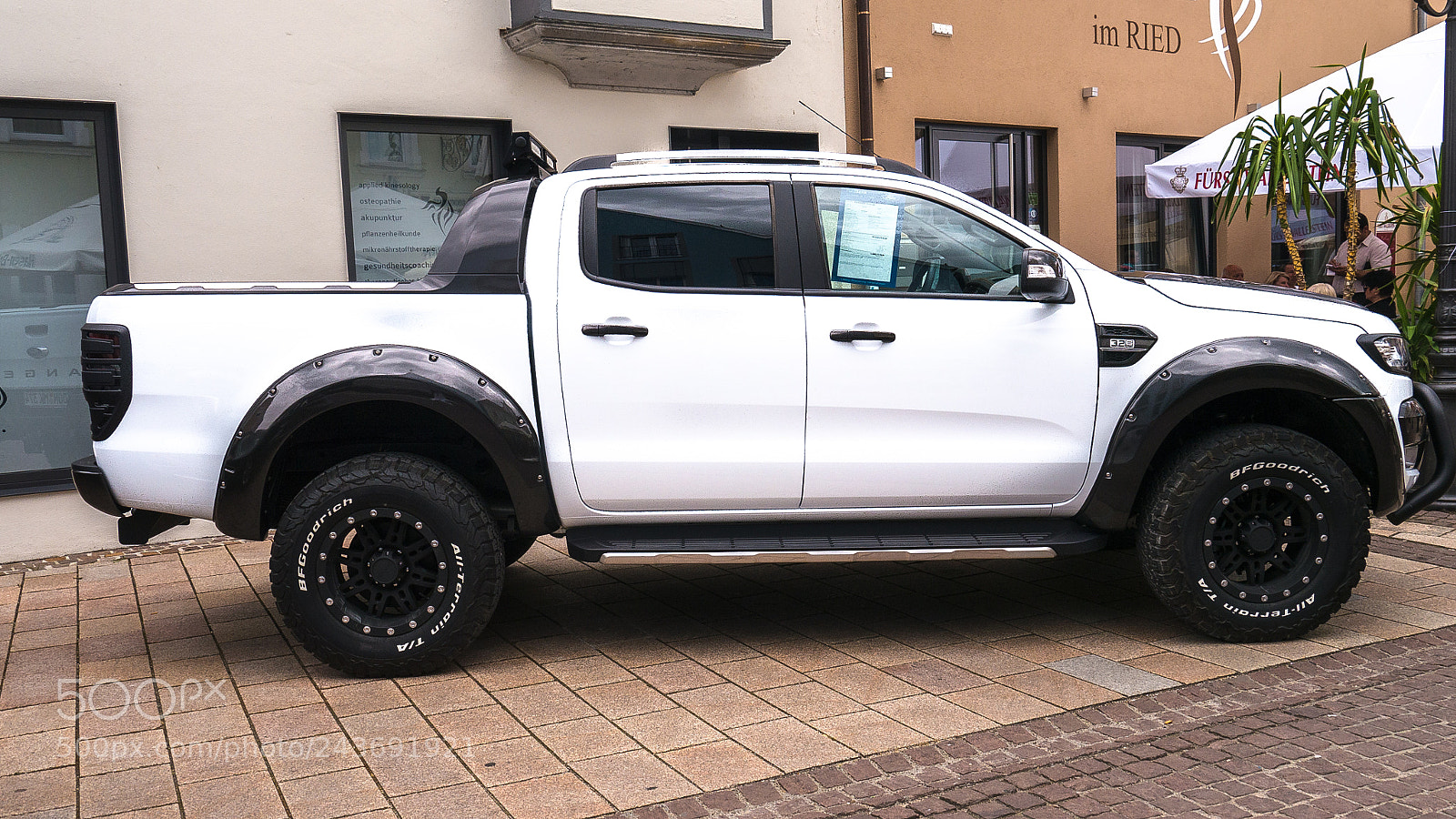 Panasonic Lumix DMC-G5 sample photo. Ford ranger photography