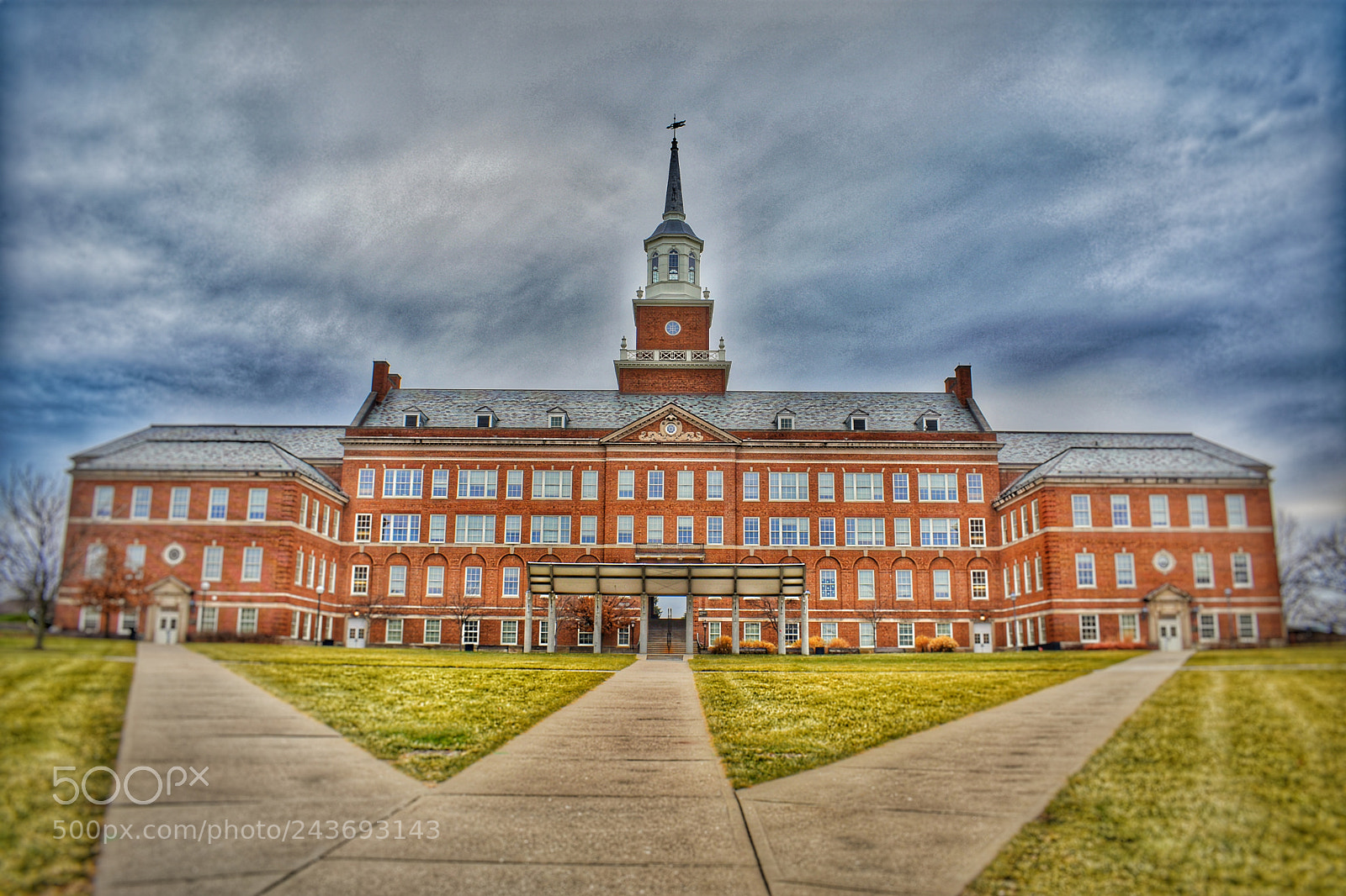 Nikon D3400 sample photo. University of cincinnati campus photography