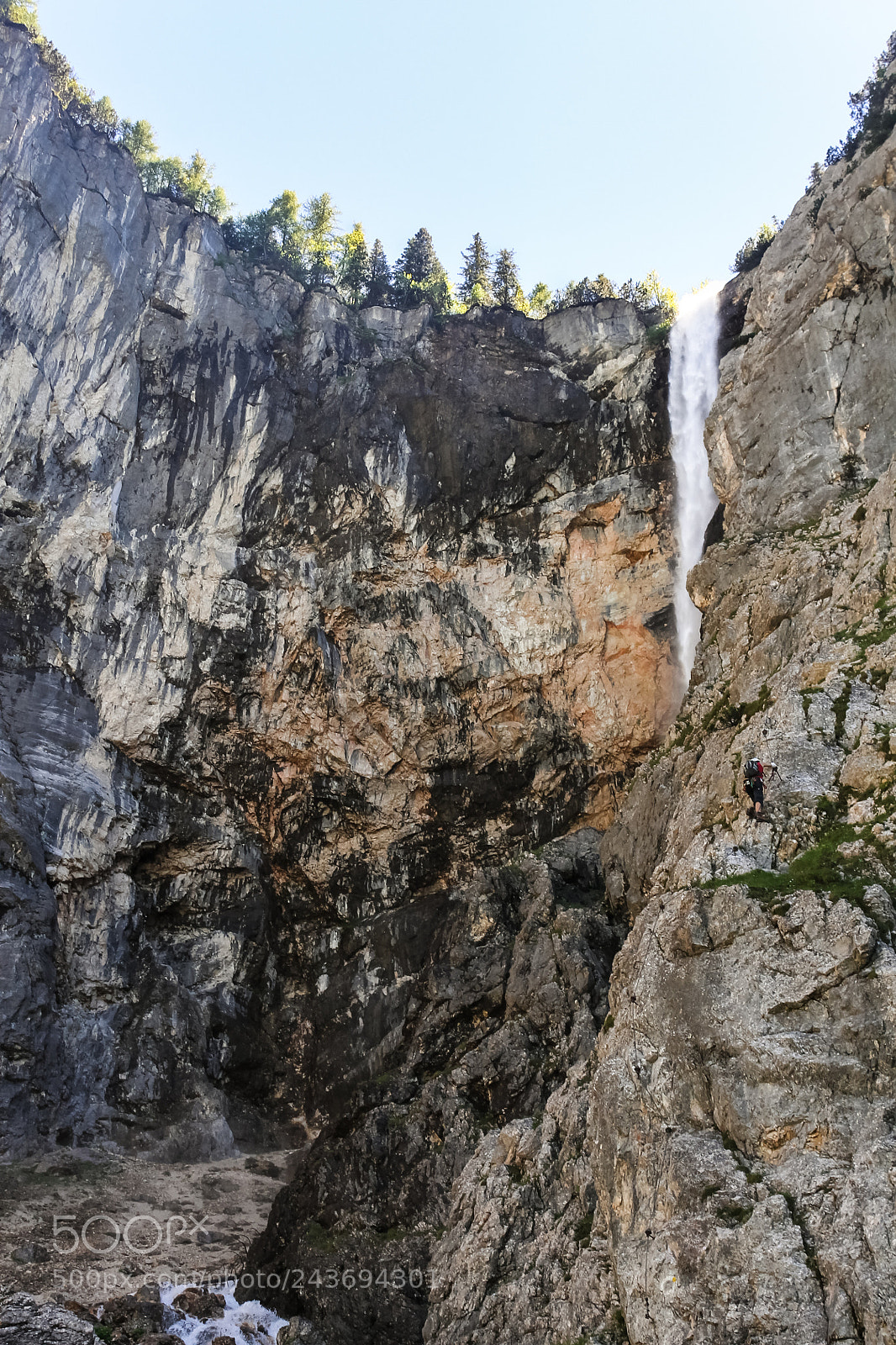 Canon EOS 1100D (EOS Rebel T3 / EOS Kiss X50) sample photo. Waterfall climbs photography