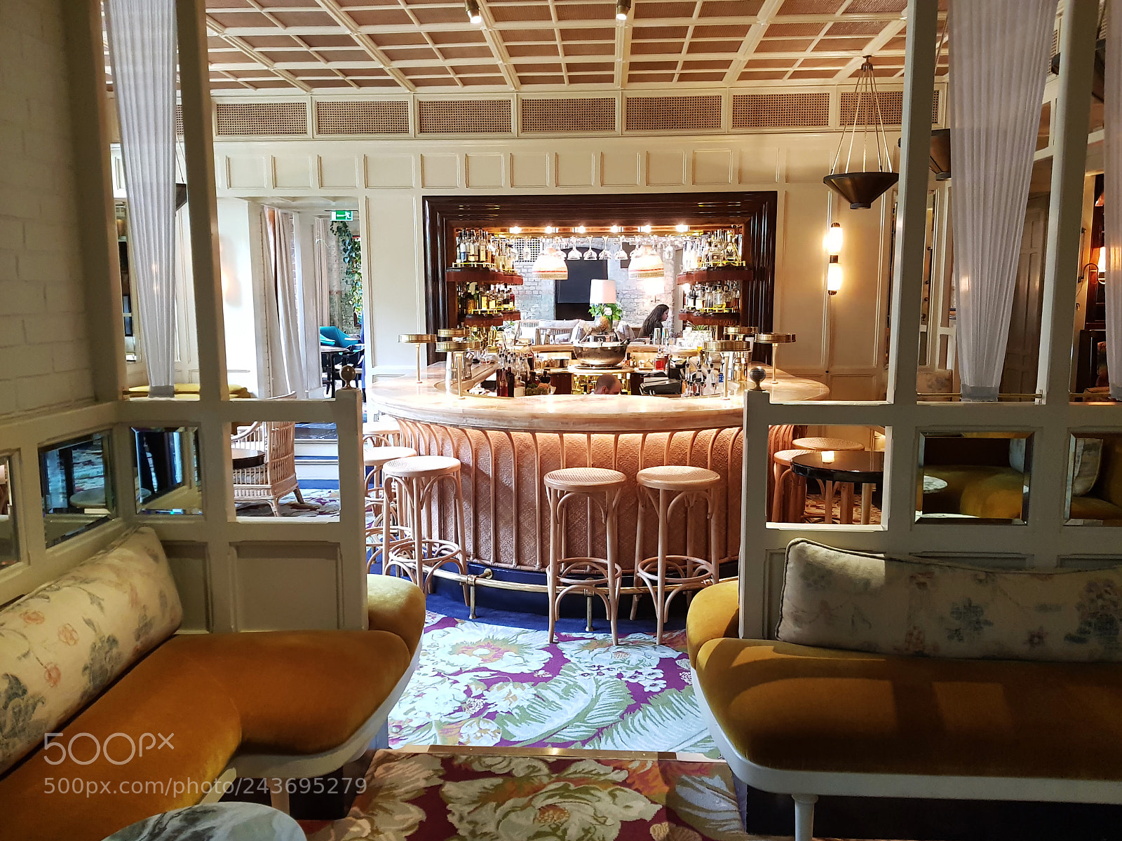 Samsung Galaxy S8 sample photo. Chiltern firehouse, london photography