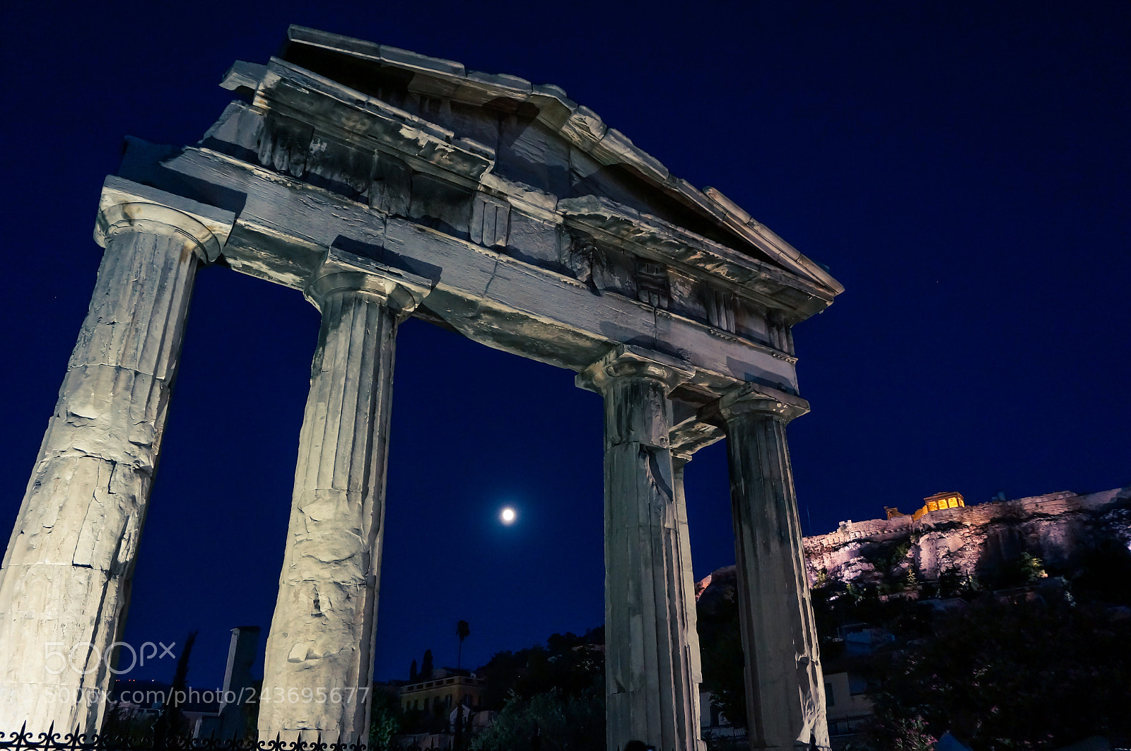 Sony Alpha NEX-5T sample photo. Night acropolis photography
