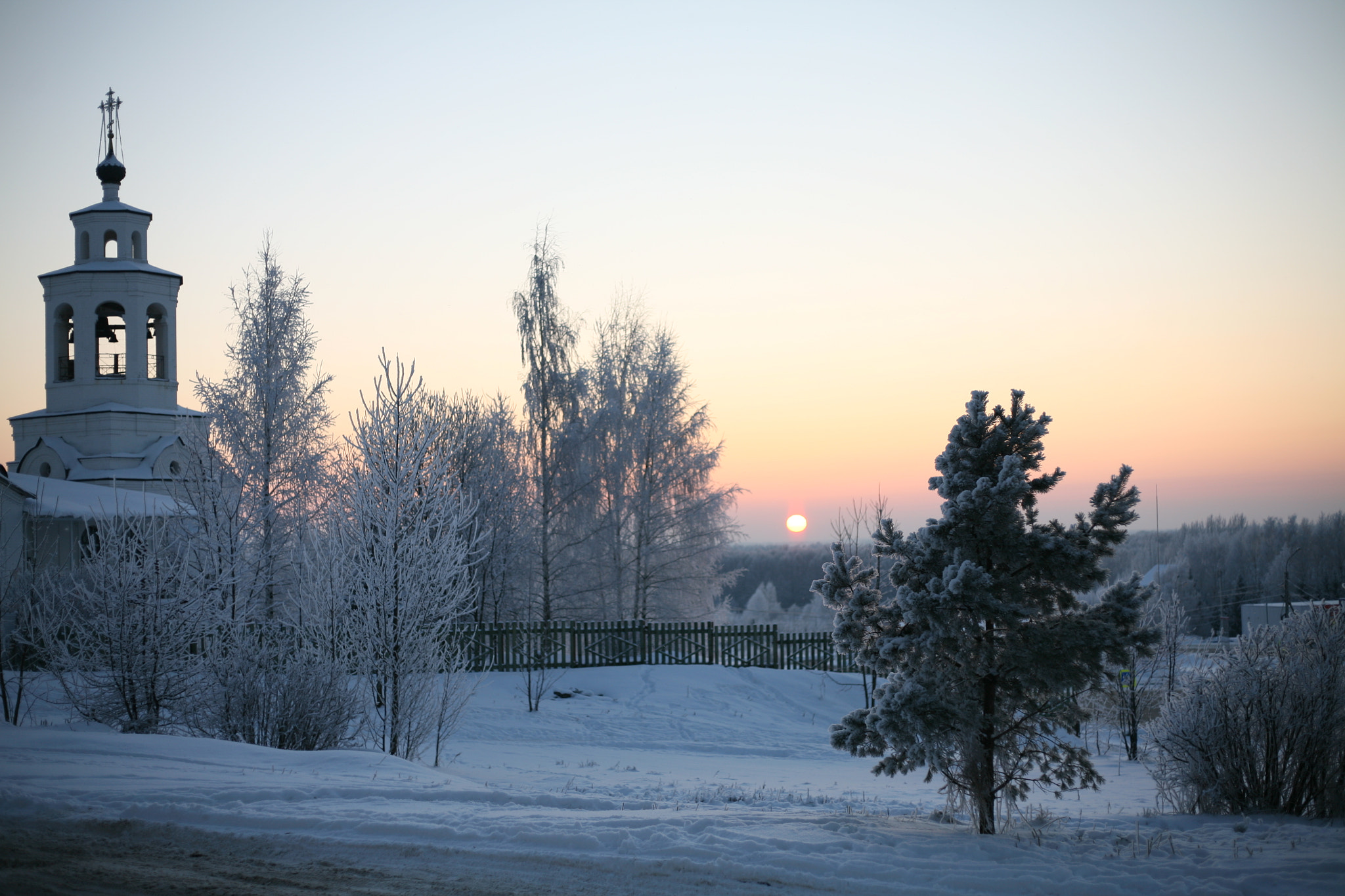 Canon EOS 5D sample photo. Evening winter photography