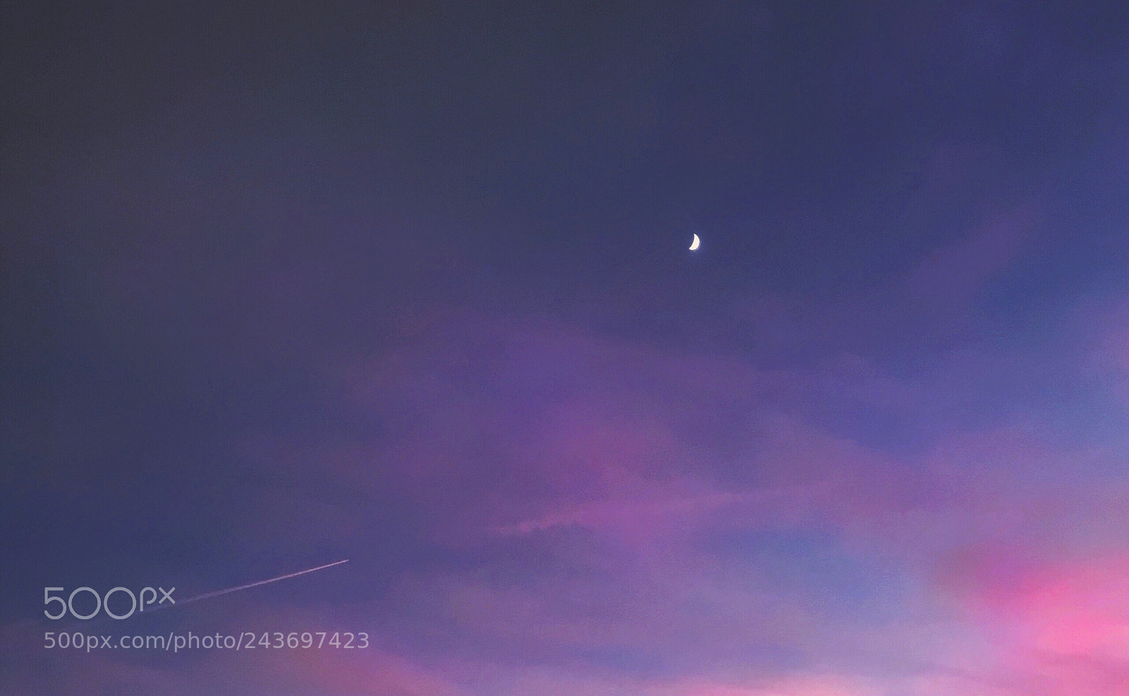 Apple iPhone SE sample photo. Purple sky ? photography