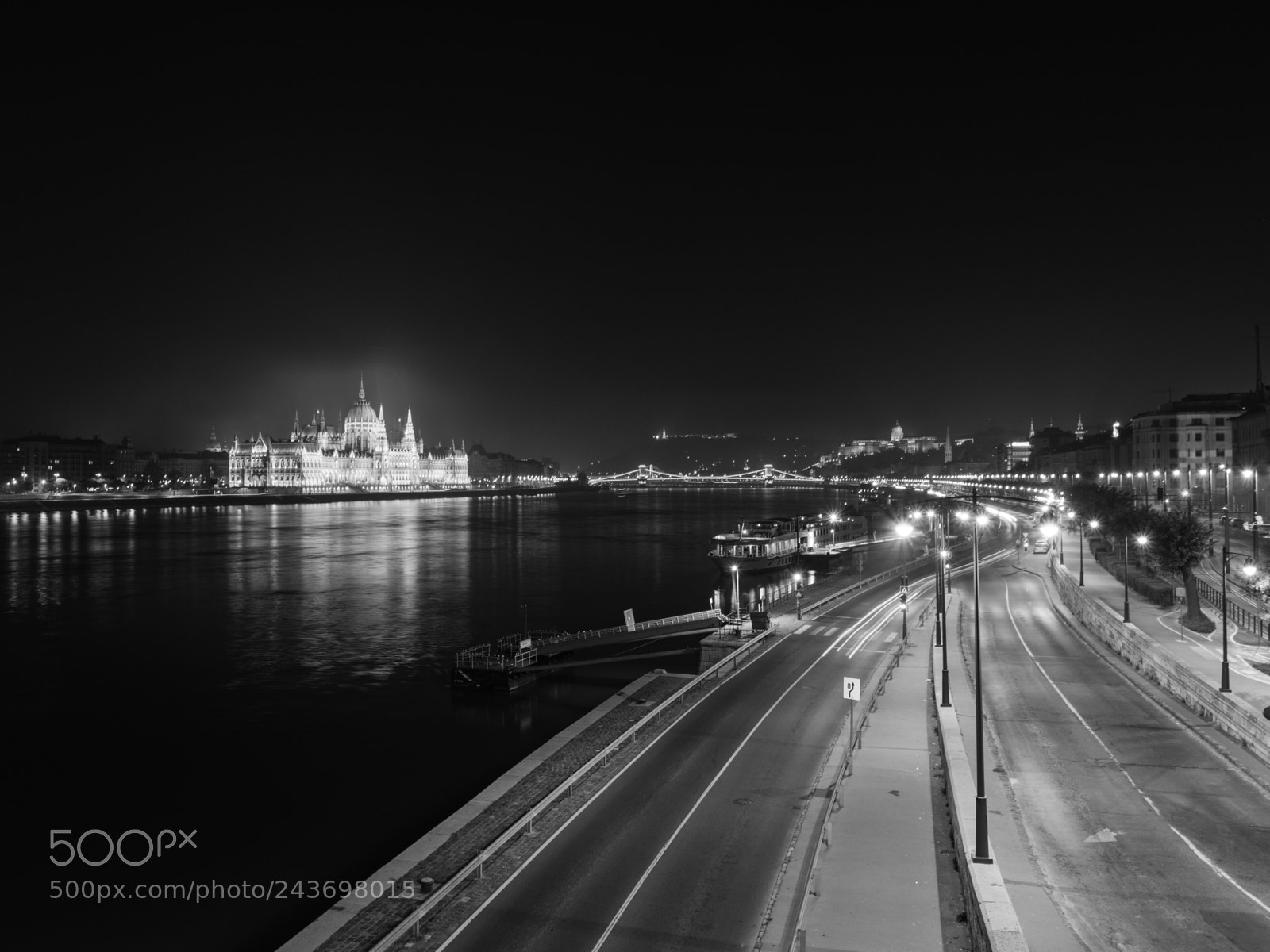 Nikon D7200 sample photo. A night affair with photography