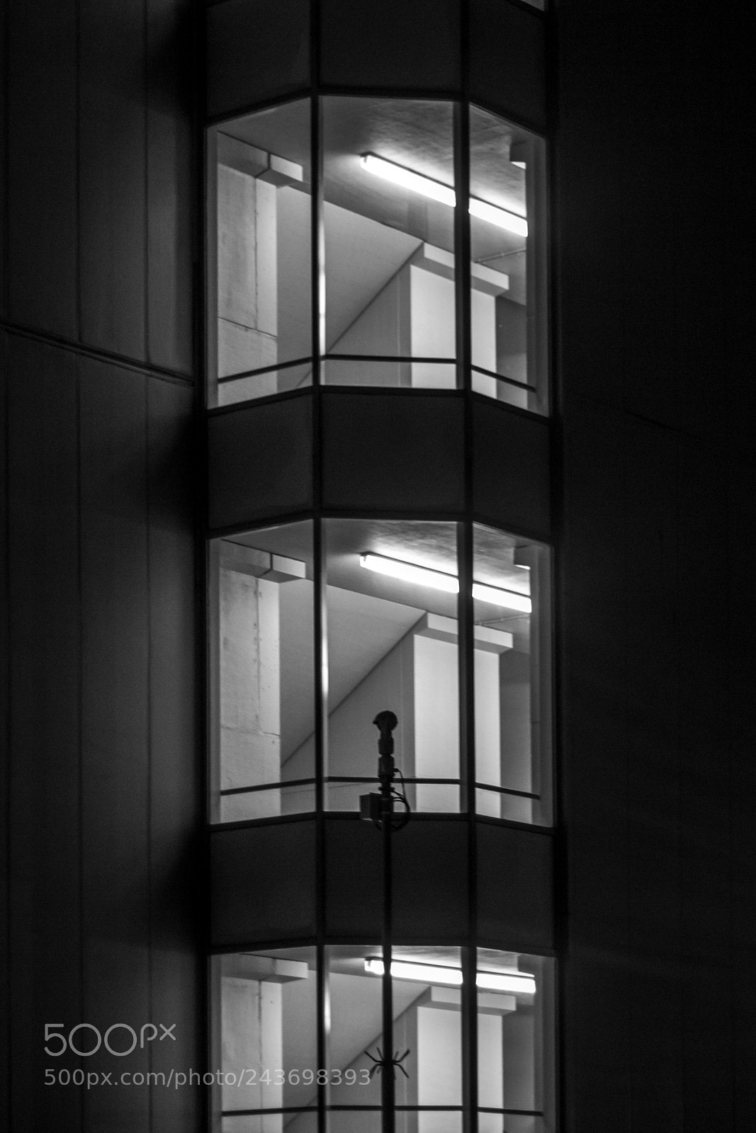 Canon EOS 550D (EOS Rebel T2i / EOS Kiss X4) sample photo. Staircase photography