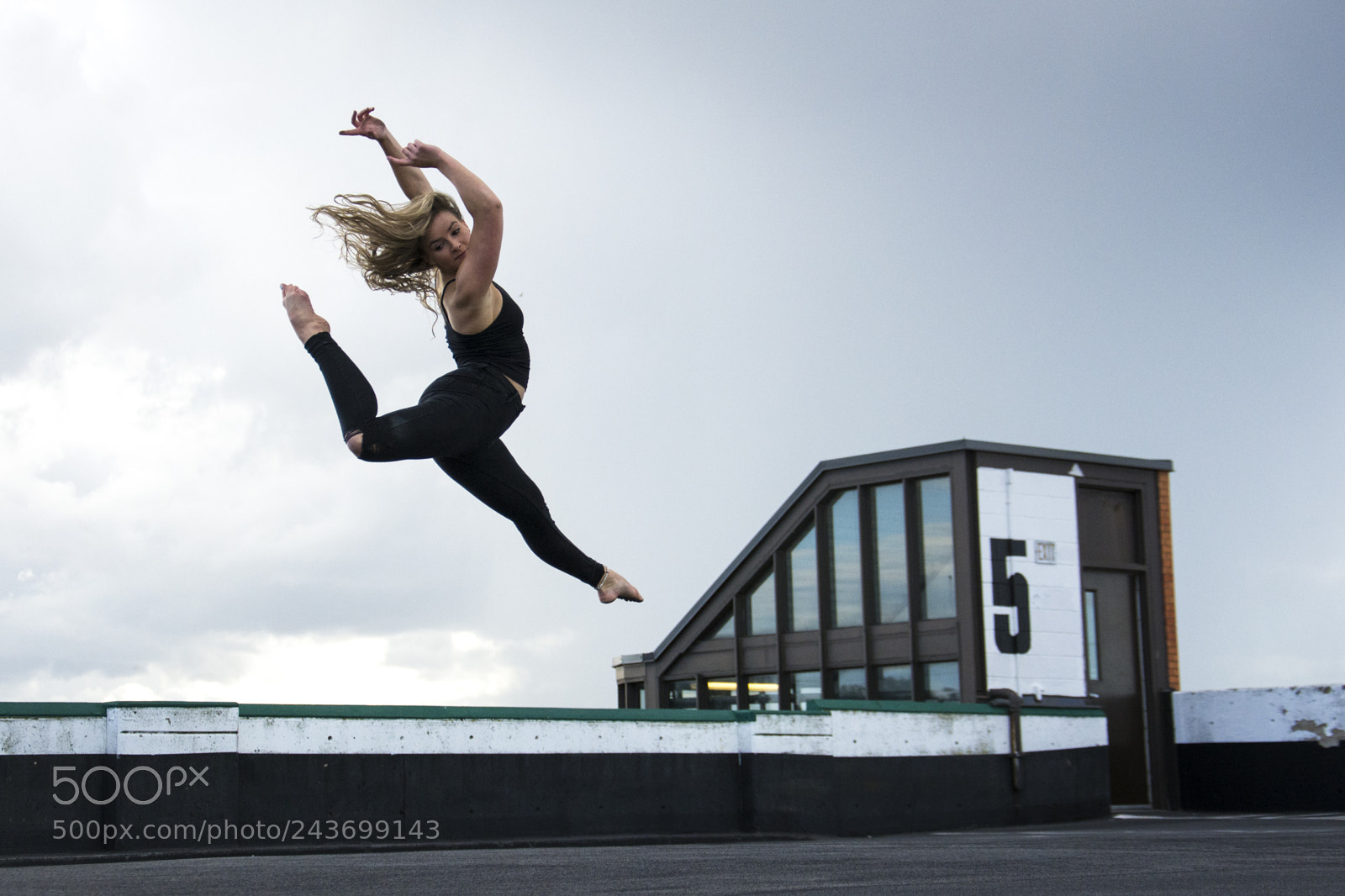 Nikon D7100 sample photo. Parking garage photography