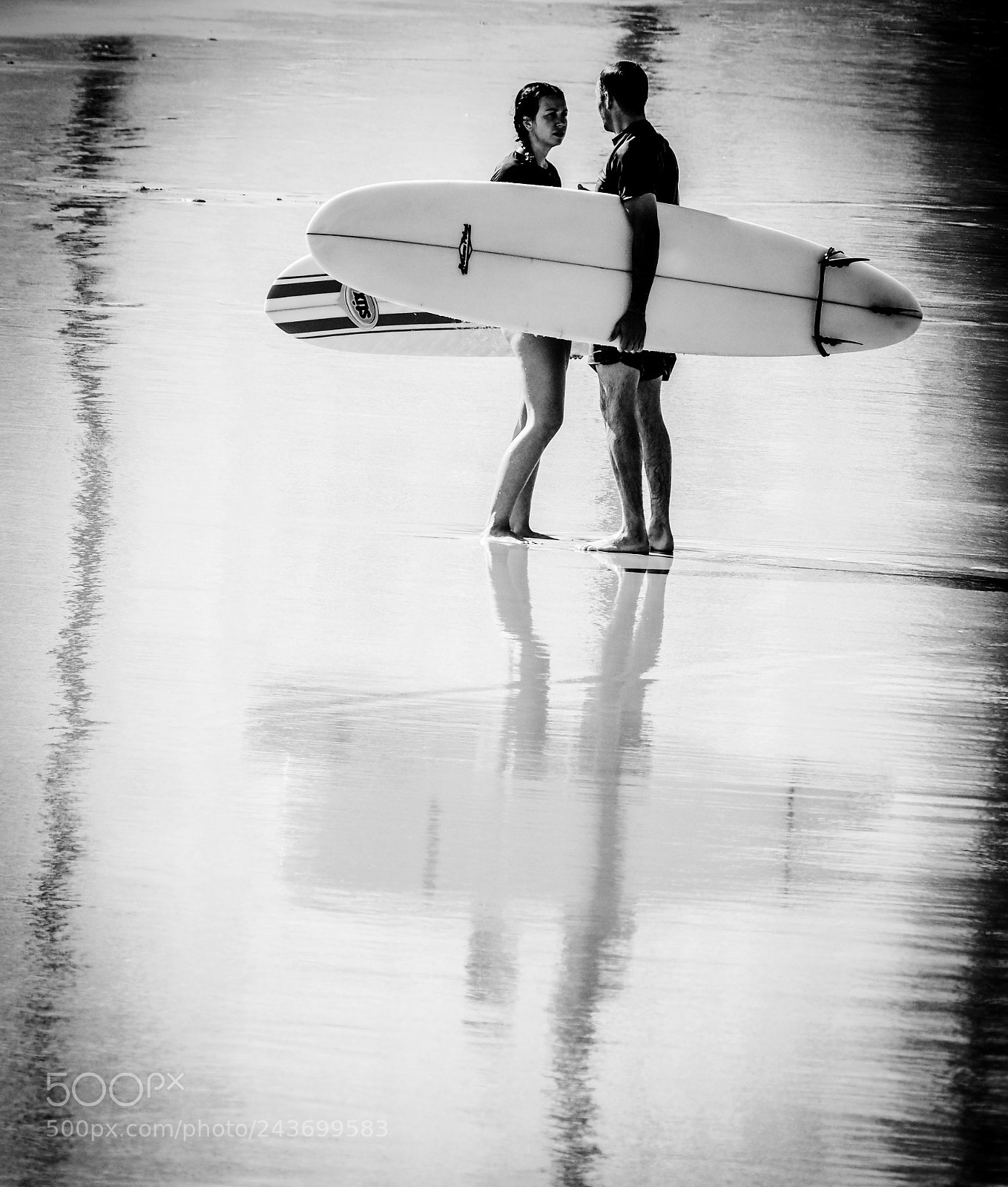 Olympus OM-D E-M1 Mark II sample photo. Talking surf photography