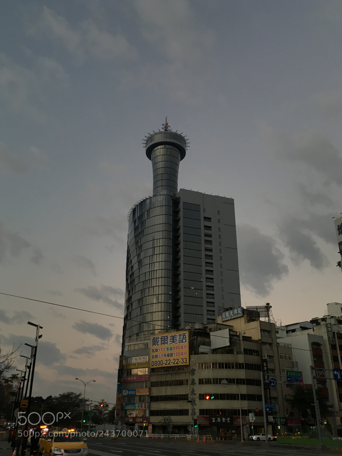 Apple iPhone SE sample photo. 6:23 at start photography