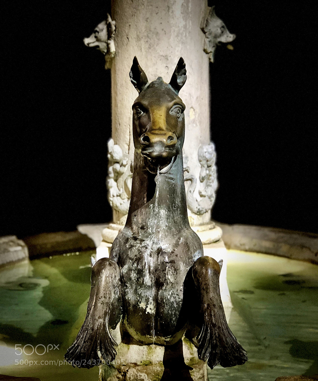 Apple iPhone 8 Plus sample photo. Fontane di notte. photography