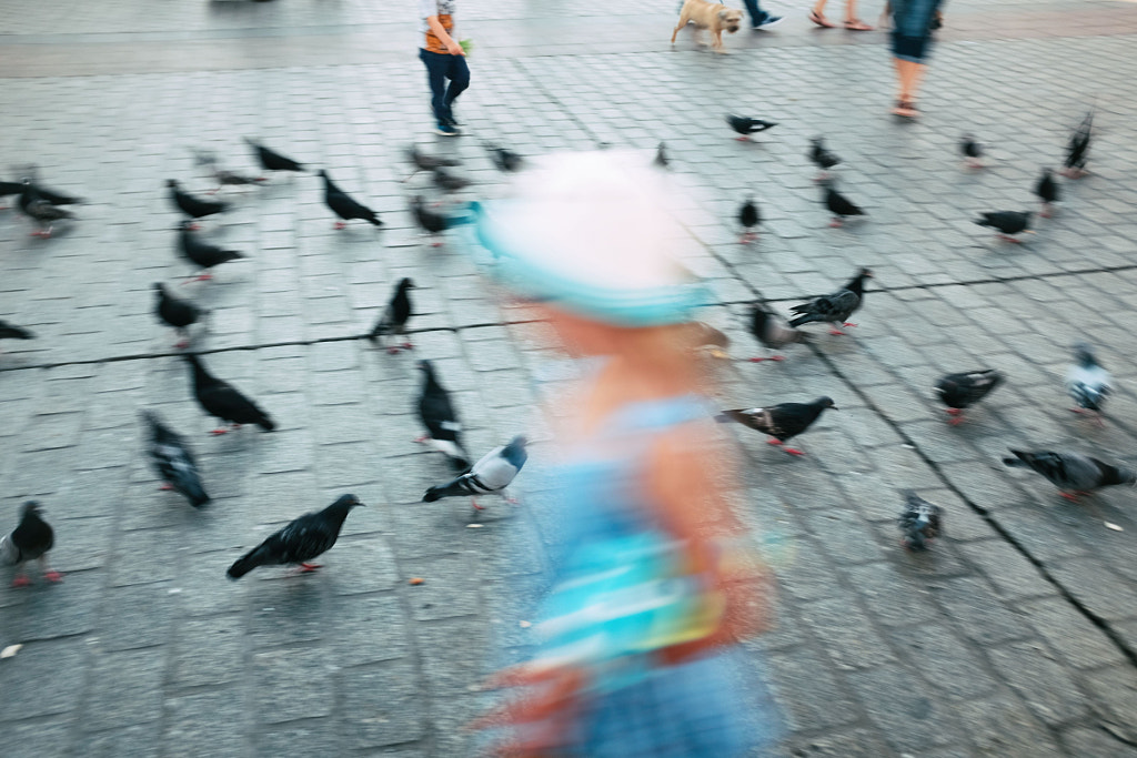 NIÑA PALOMA by Germán Muñoz on 500px.com