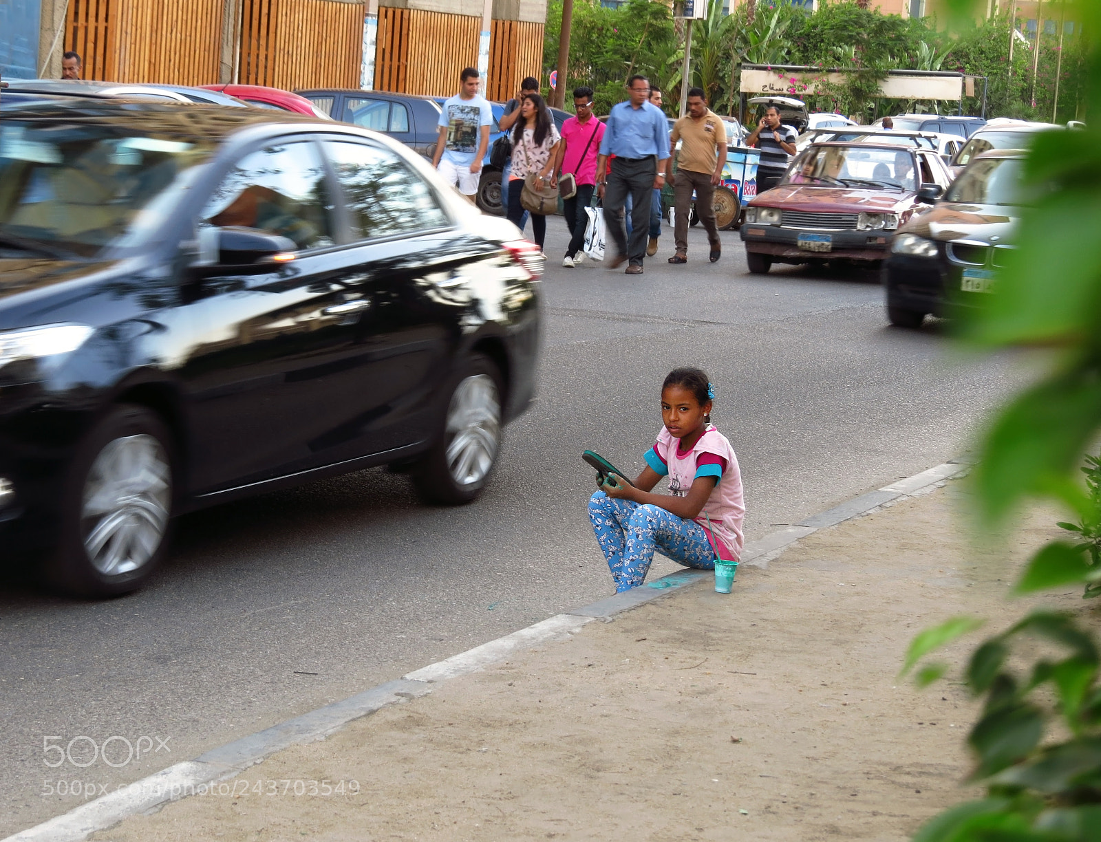 Canon PowerShot SX50 HS sample photo. Girl in the streets photography