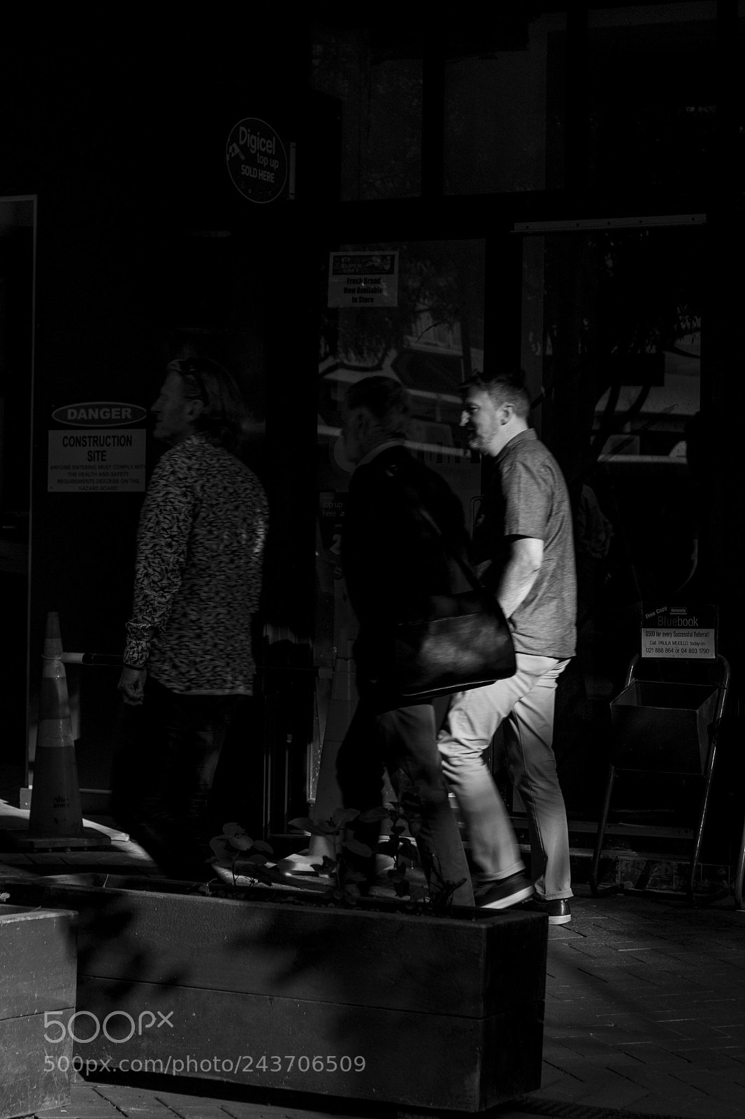 Canon EOS 1000D (EOS Digital Rebel XS / EOS Kiss F) sample photo. Hunter street revisited [day 88] photography