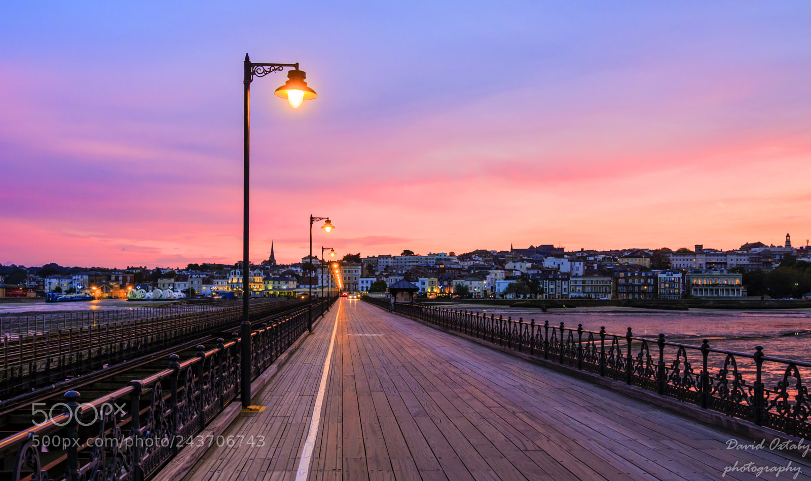 Olympus OM-D E-M10 II sample photo. Ryde pier at dusk photography