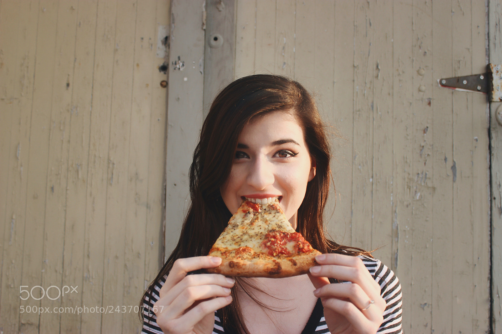 Canon EOS 600D (Rebel EOS T3i / EOS Kiss X5) sample photo. Shelby's senior pictures photography