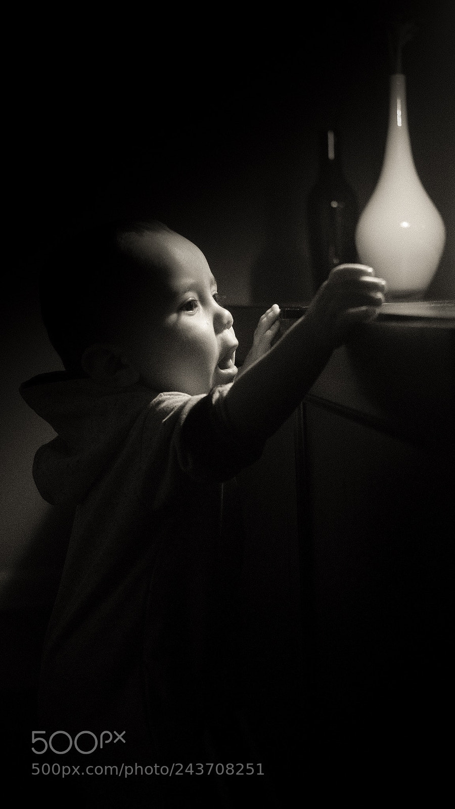 Fujifilm X-T2 sample photo. Reaching for glass photography